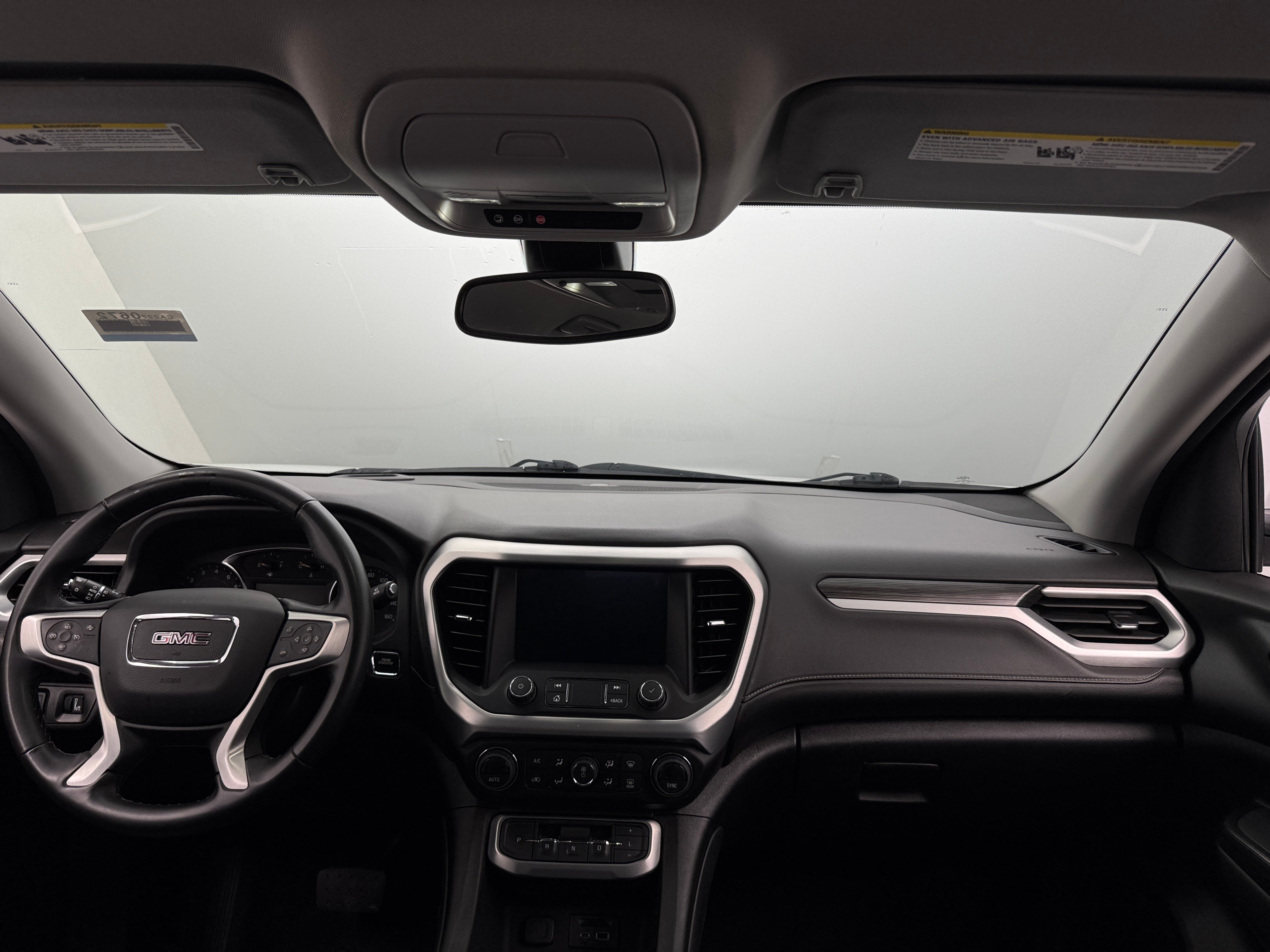 2023 GMC Acadia SLT 2