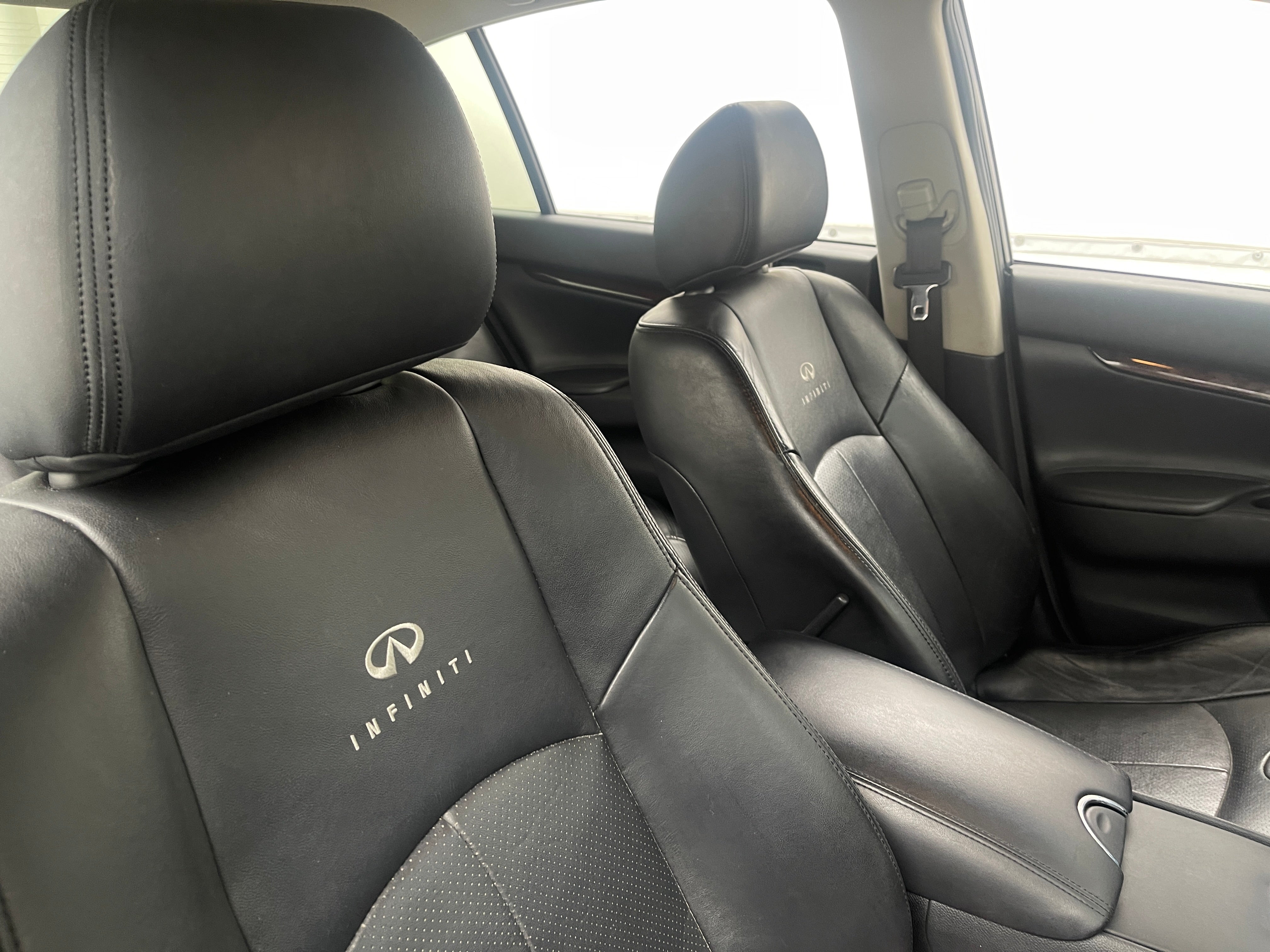2013 INFINITI G37 Journey 2