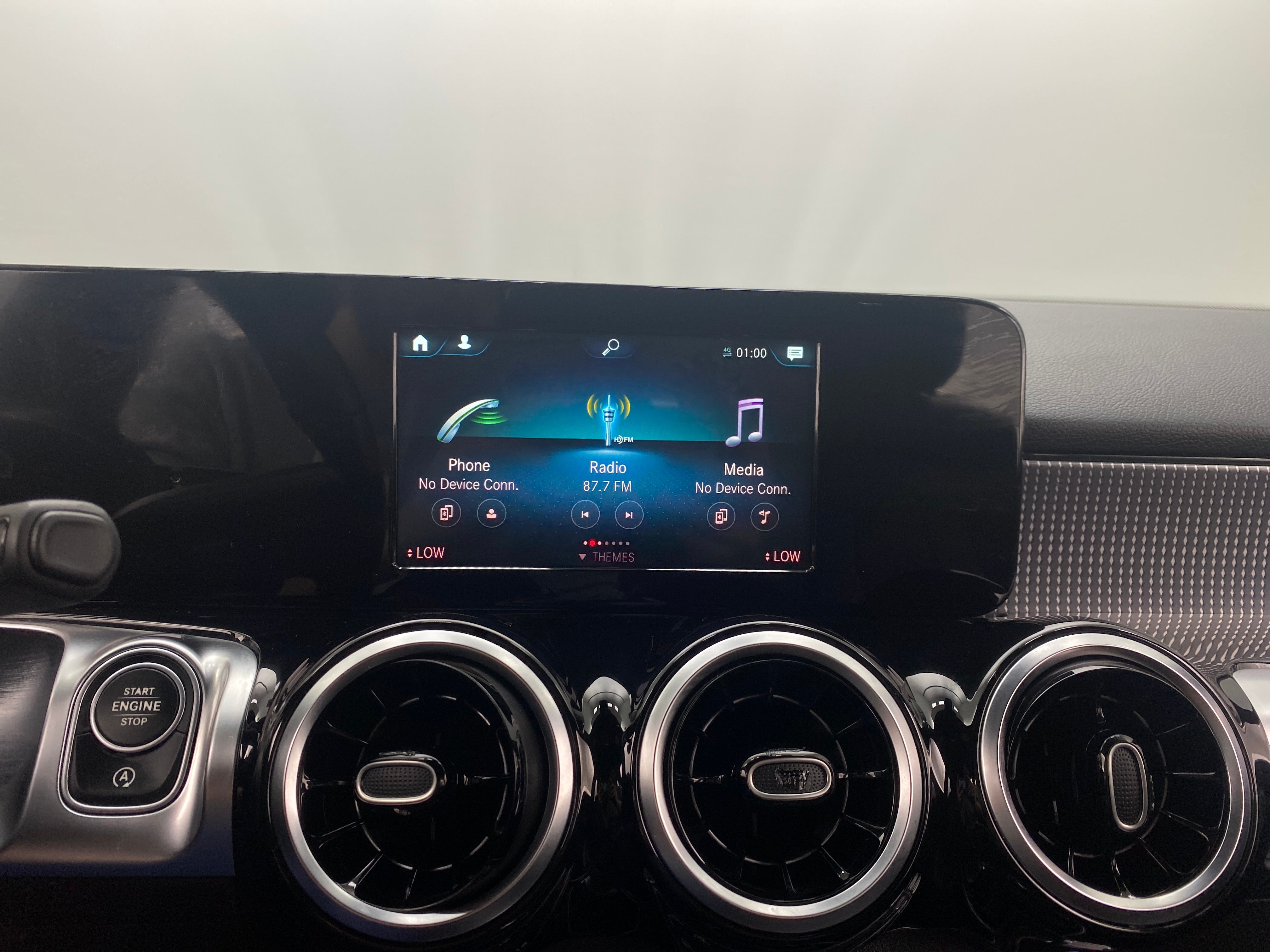2020 Mercedes-Benz GLB 250 3