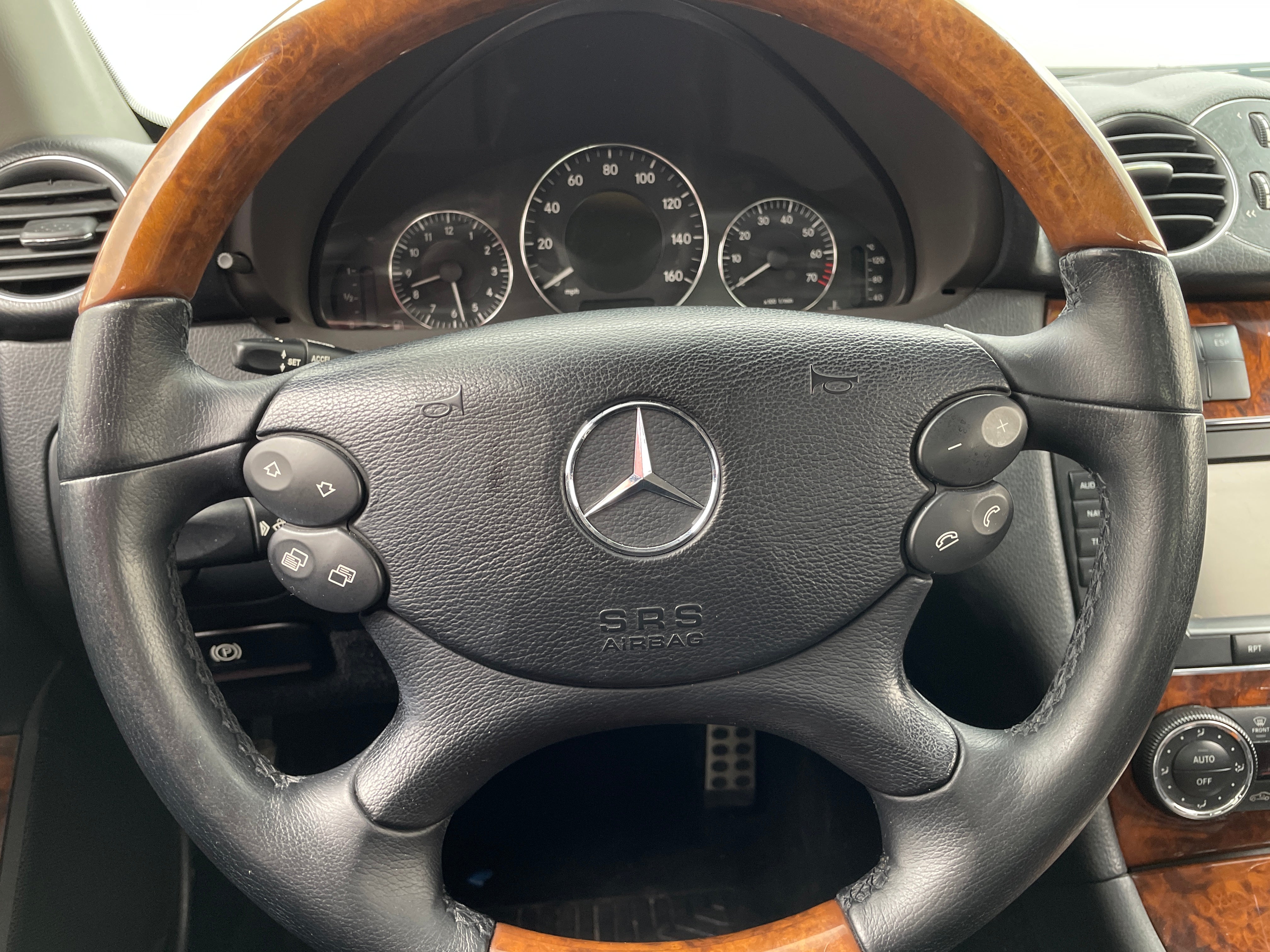2009 Mercedes-Benz CLK 350 4