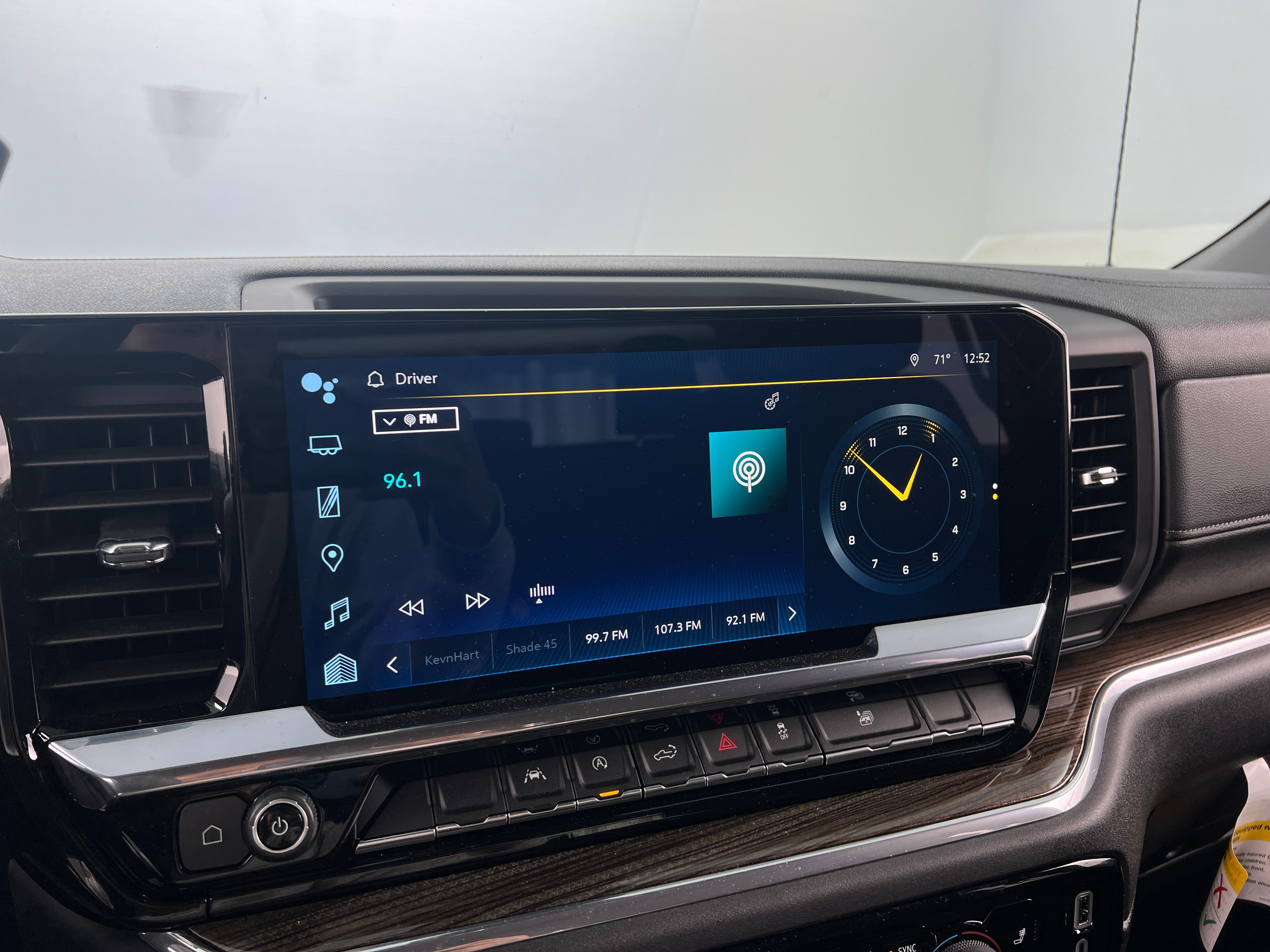 2023 Chevrolet Silverado 1500 LT 4