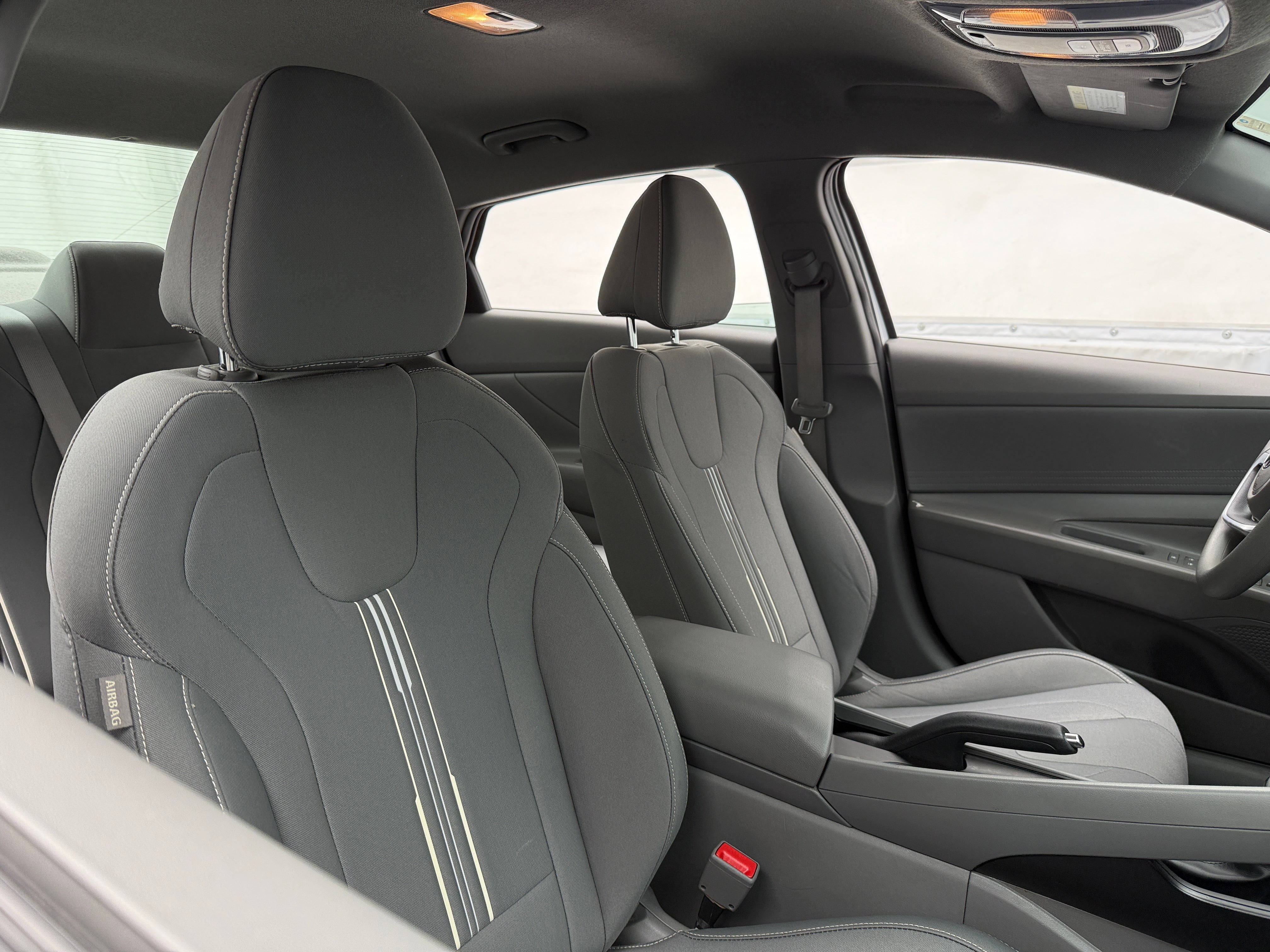 2023 Hyundai Elantra SEL 2