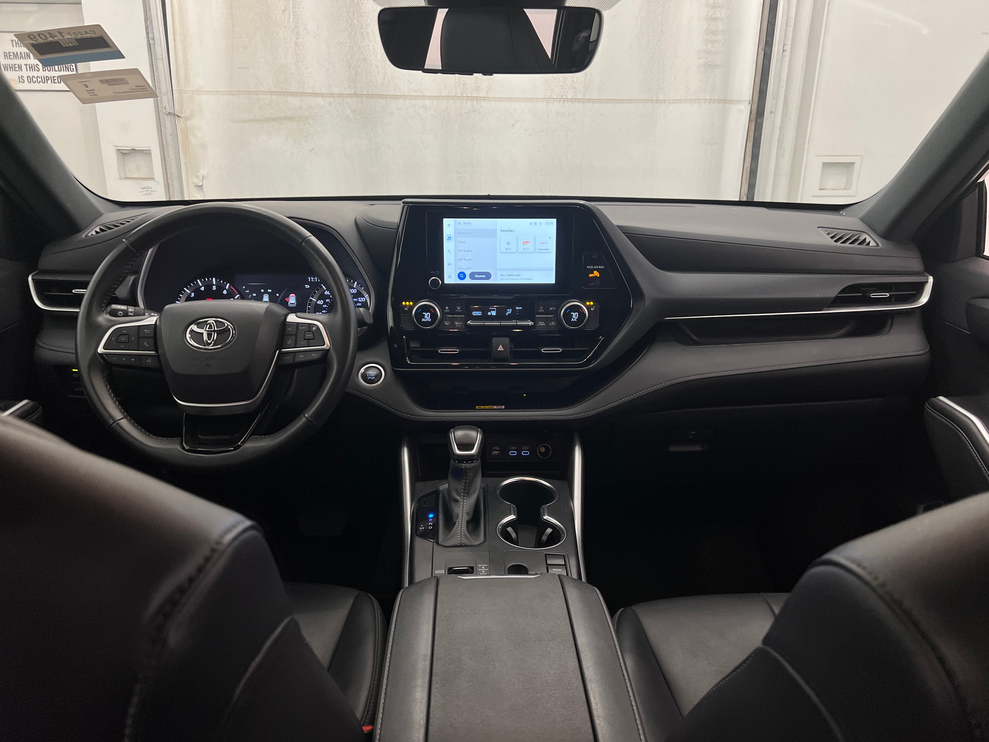 2024 Toyota Highlander XSE 2