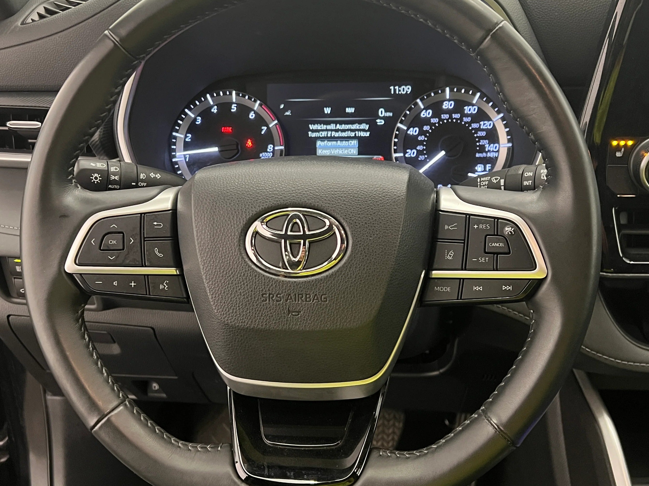 2024 Toyota Highlander XSE 4