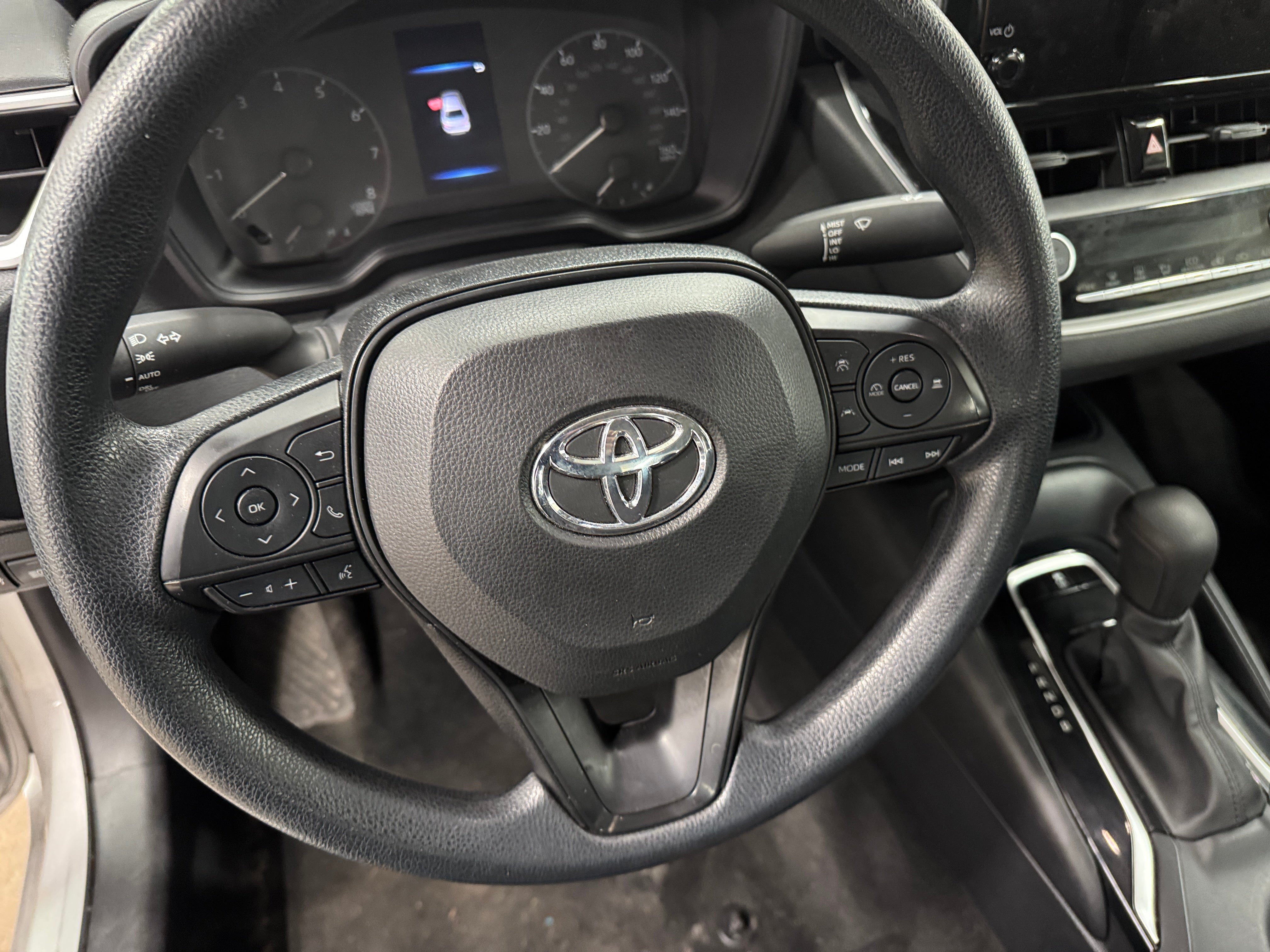 2024 Toyota Corolla LE 5