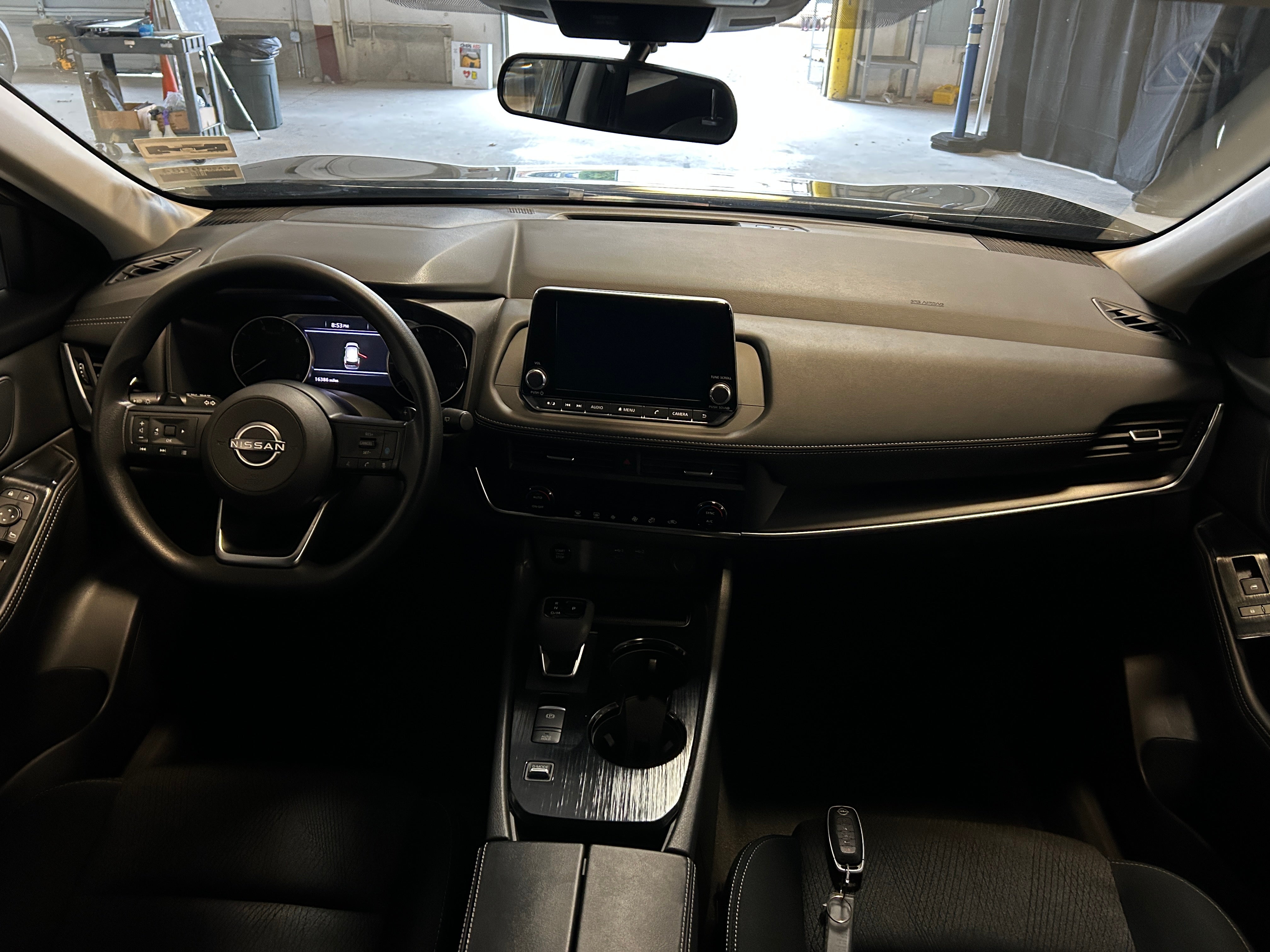 2024 Nissan Rogue SV 3