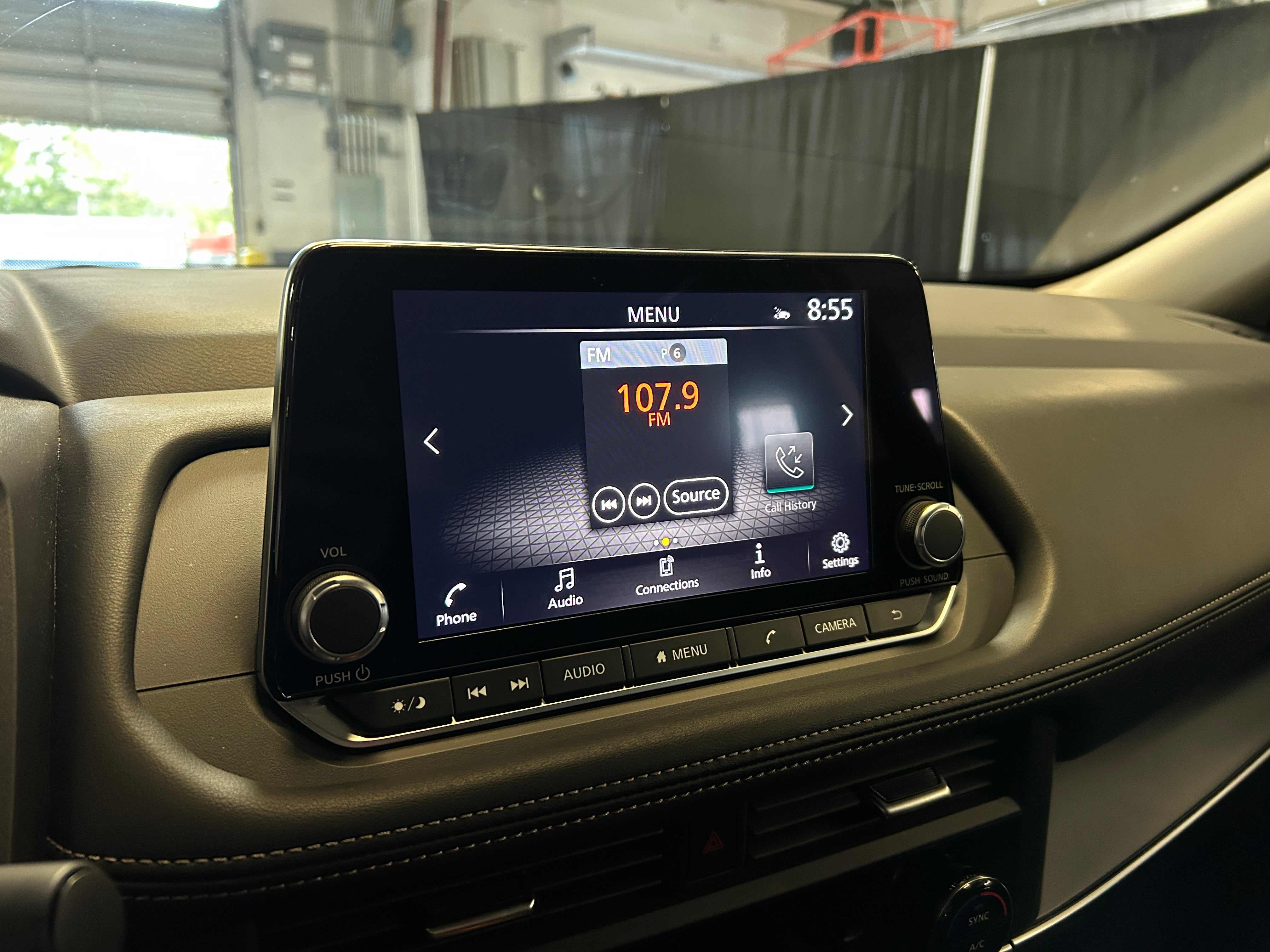 2024 Nissan Rogue SV 4
