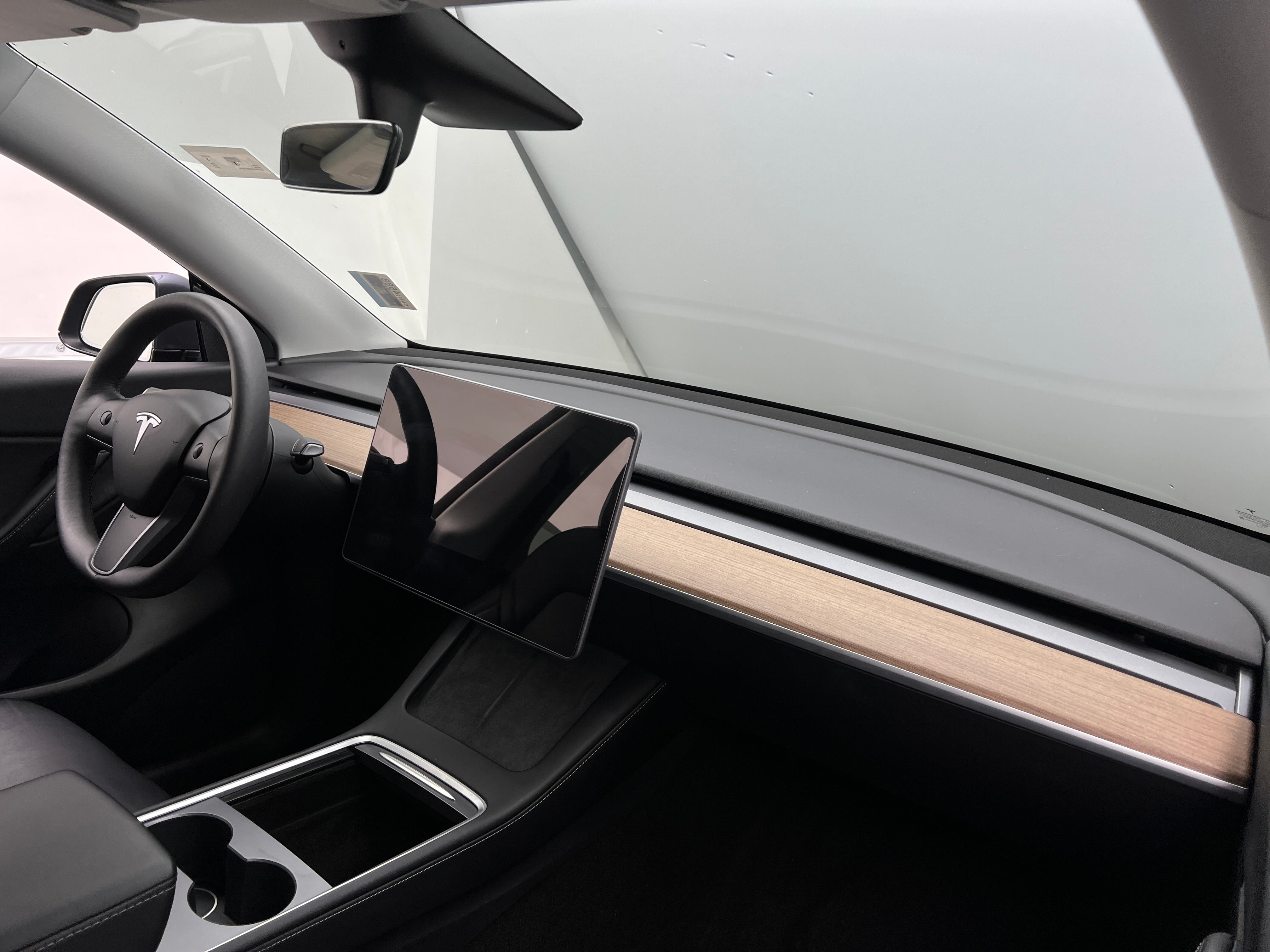 2021 Tesla Model Y Standard Range 2