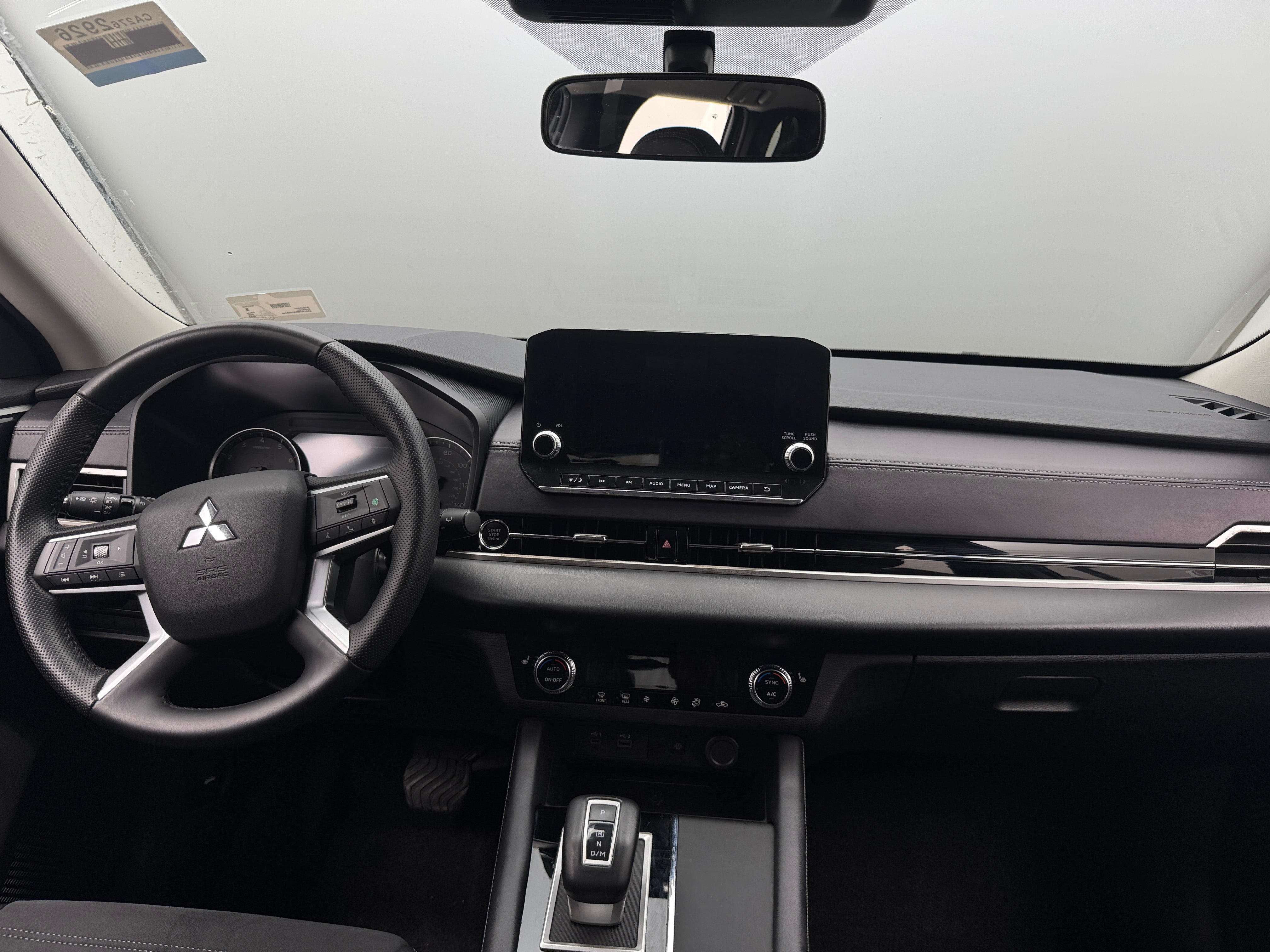 2024 Mitsubishi Outlander SE 2