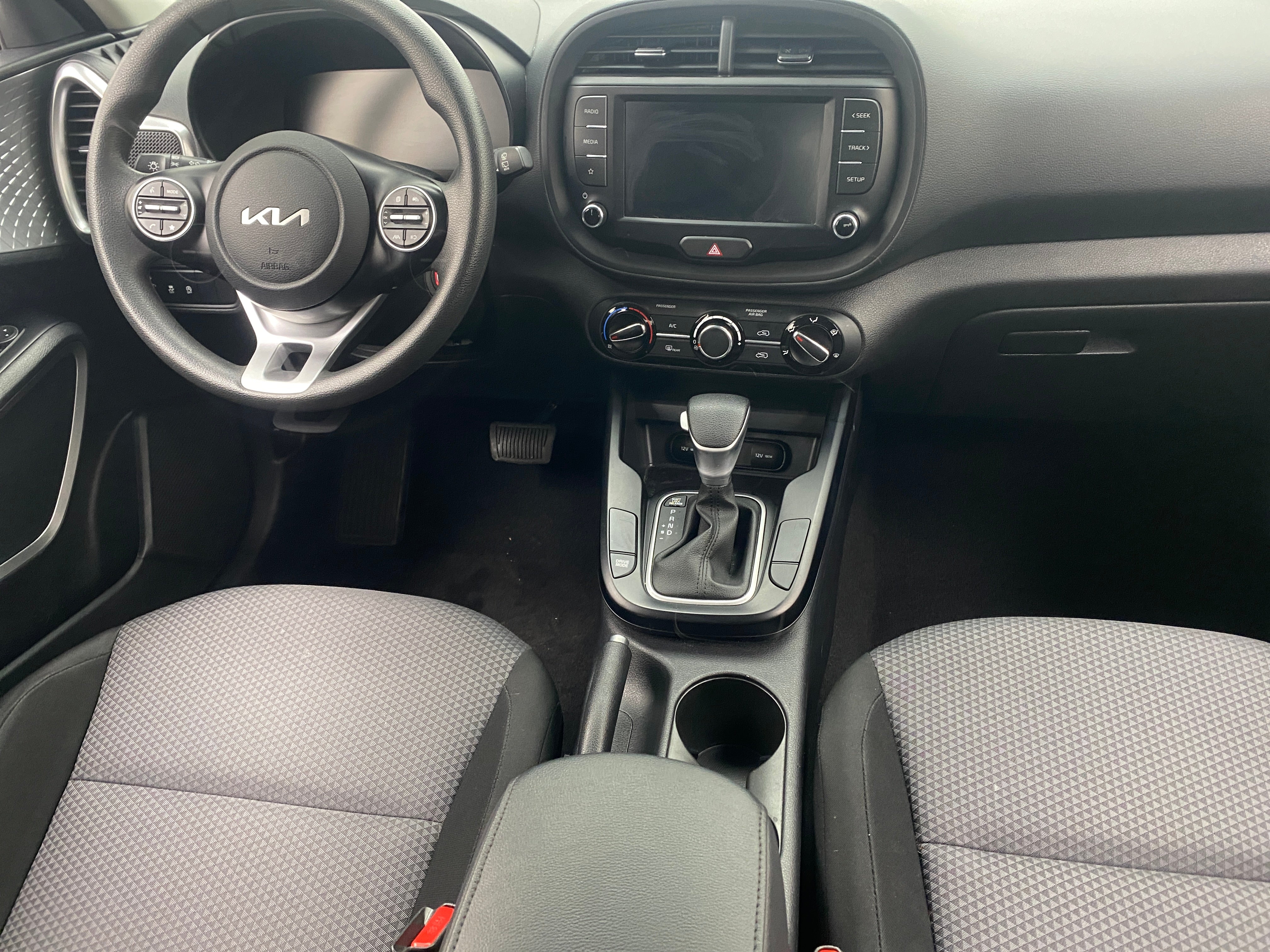 2023 Kia Soul LX 3