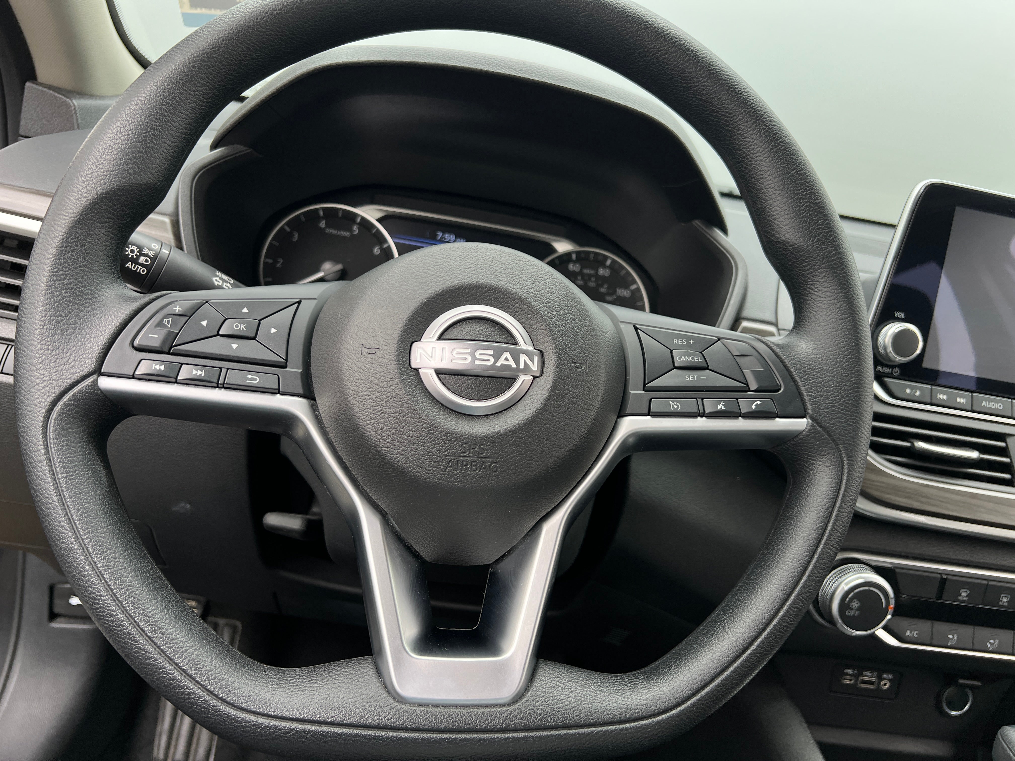 2024 Nissan Altima SV 5