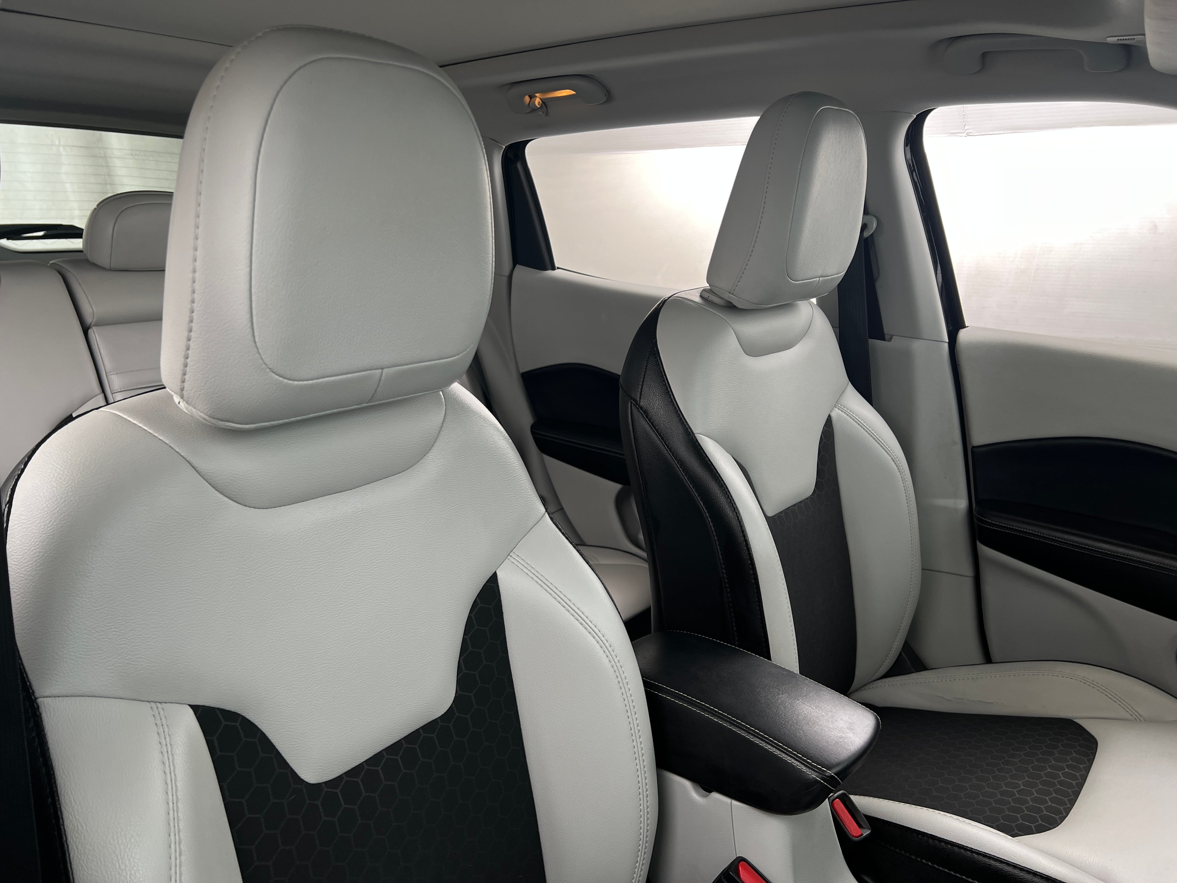 2018 Jeep Compass Latitude 2