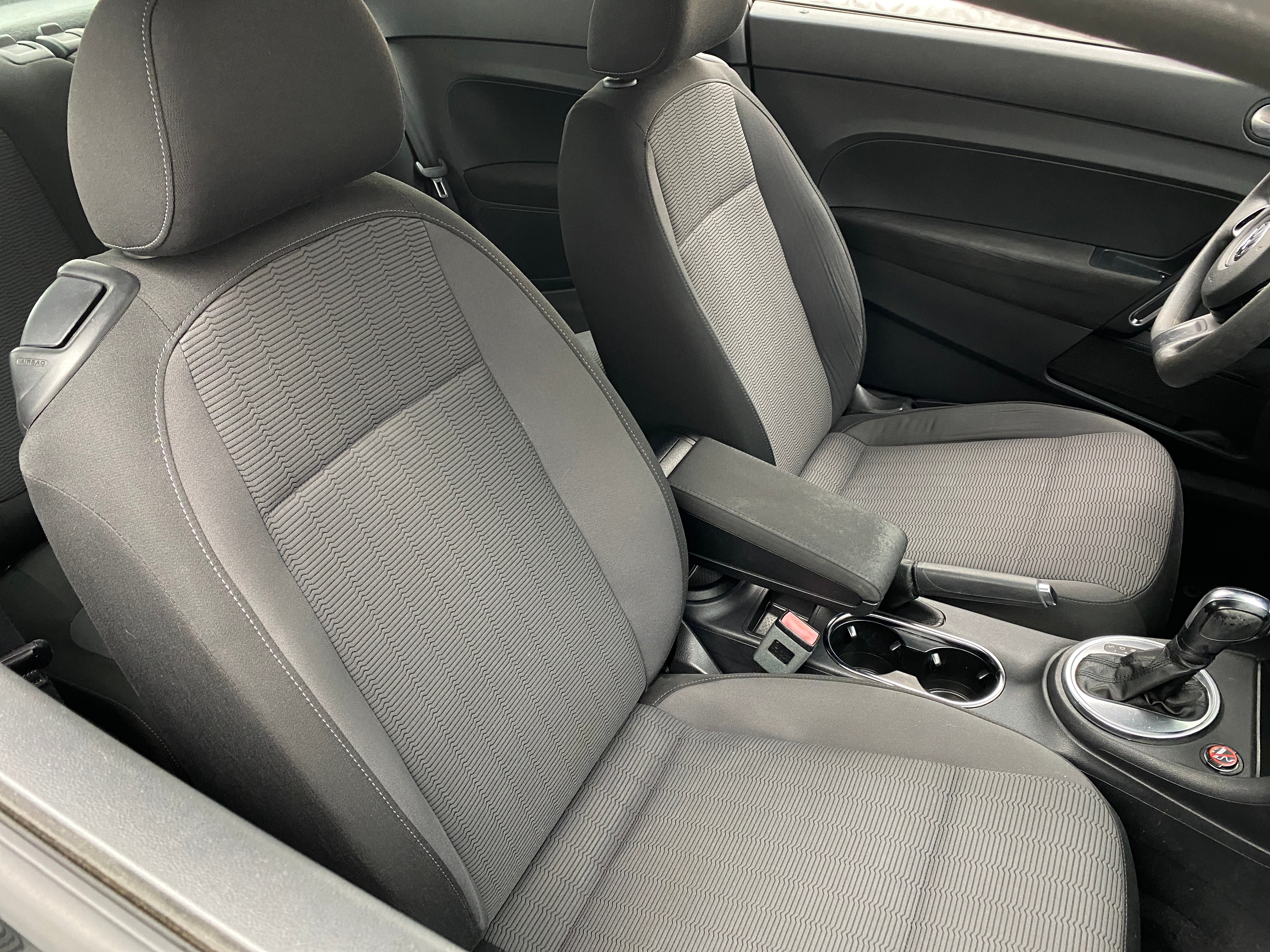 2014 Volkswagen Beetle Entry 2