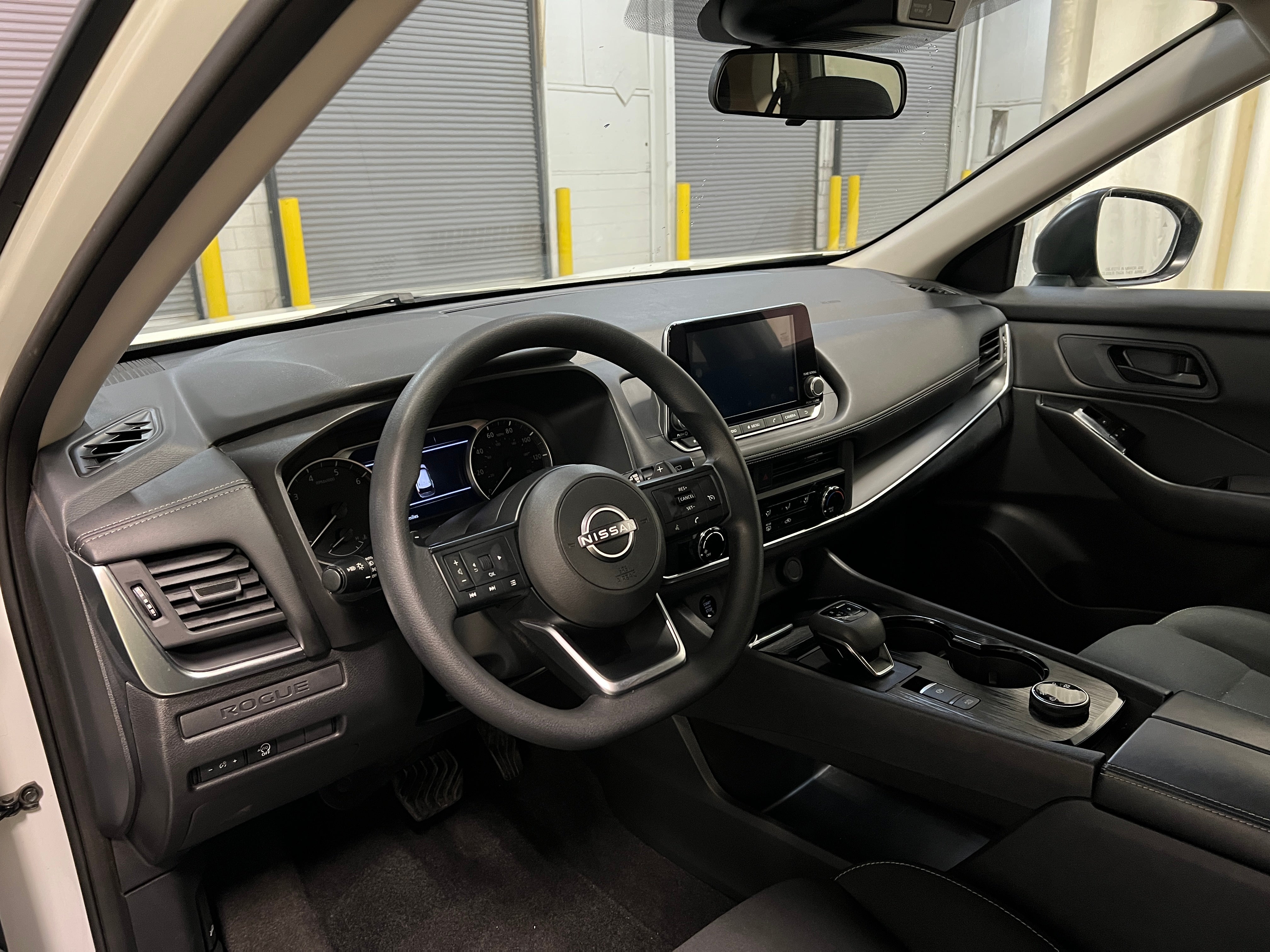2024 Nissan Rogue S 3