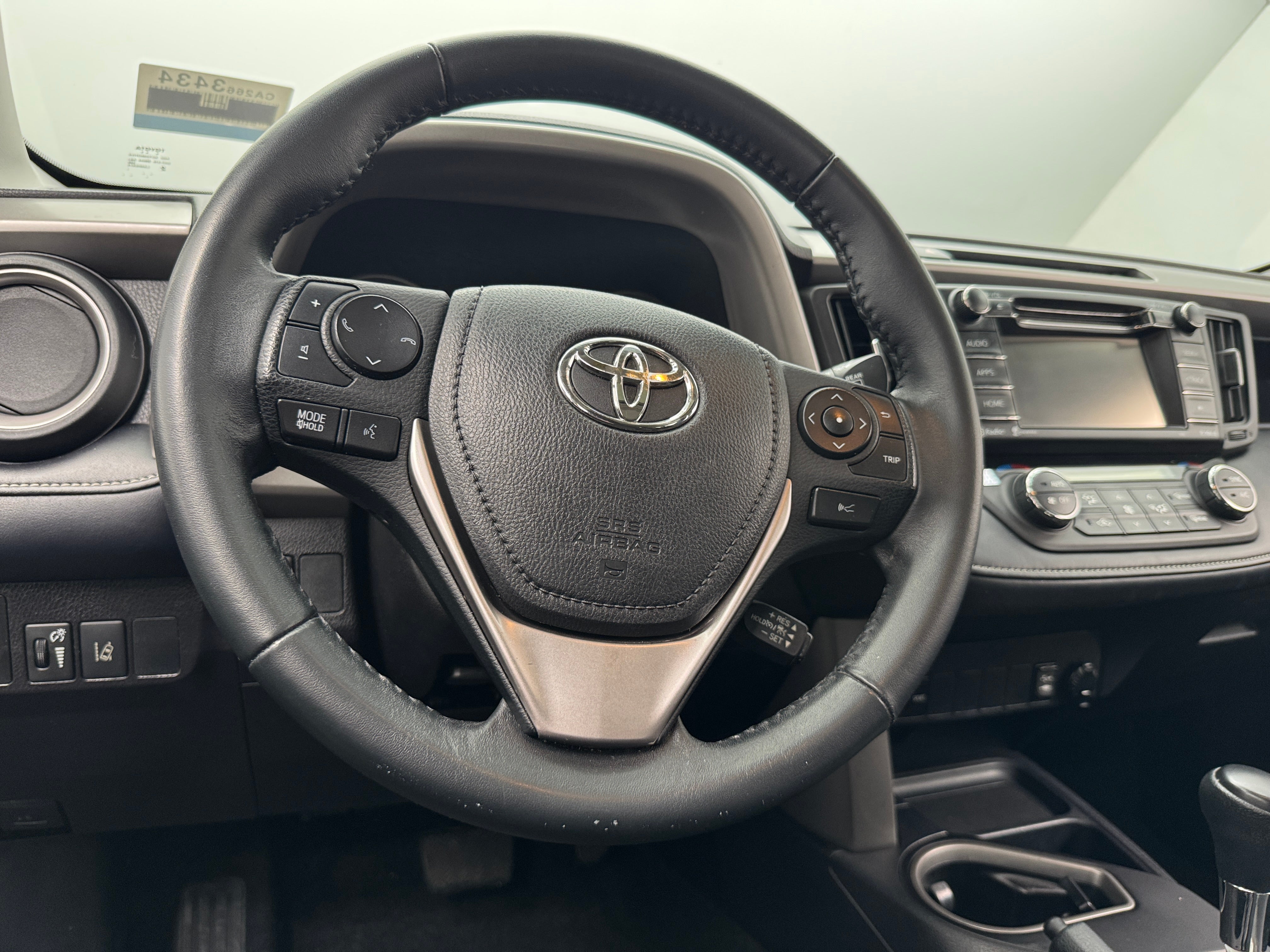 2018 Toyota RAV4 XLE 5