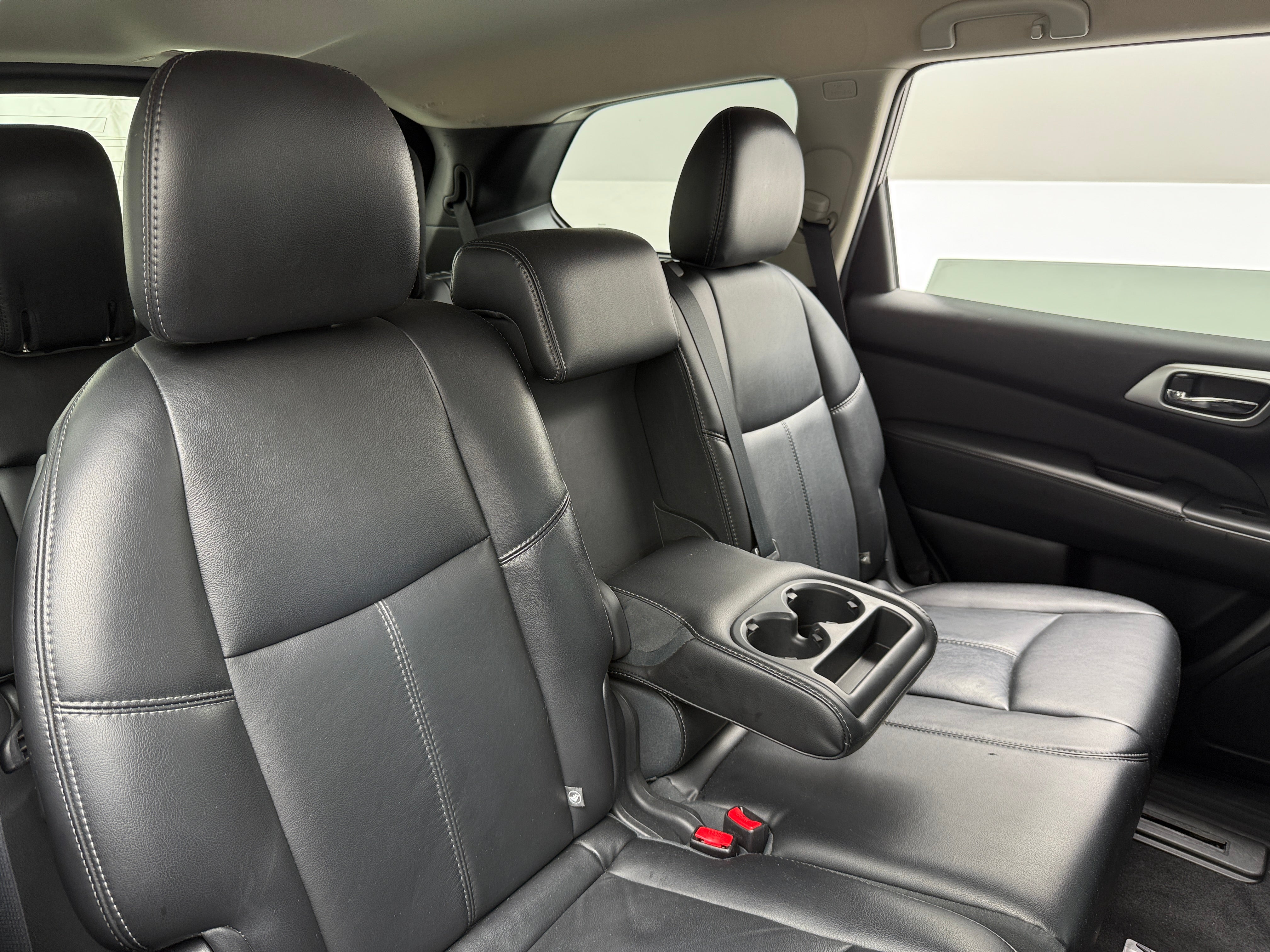 2015 Nissan Pathfinder SL 5