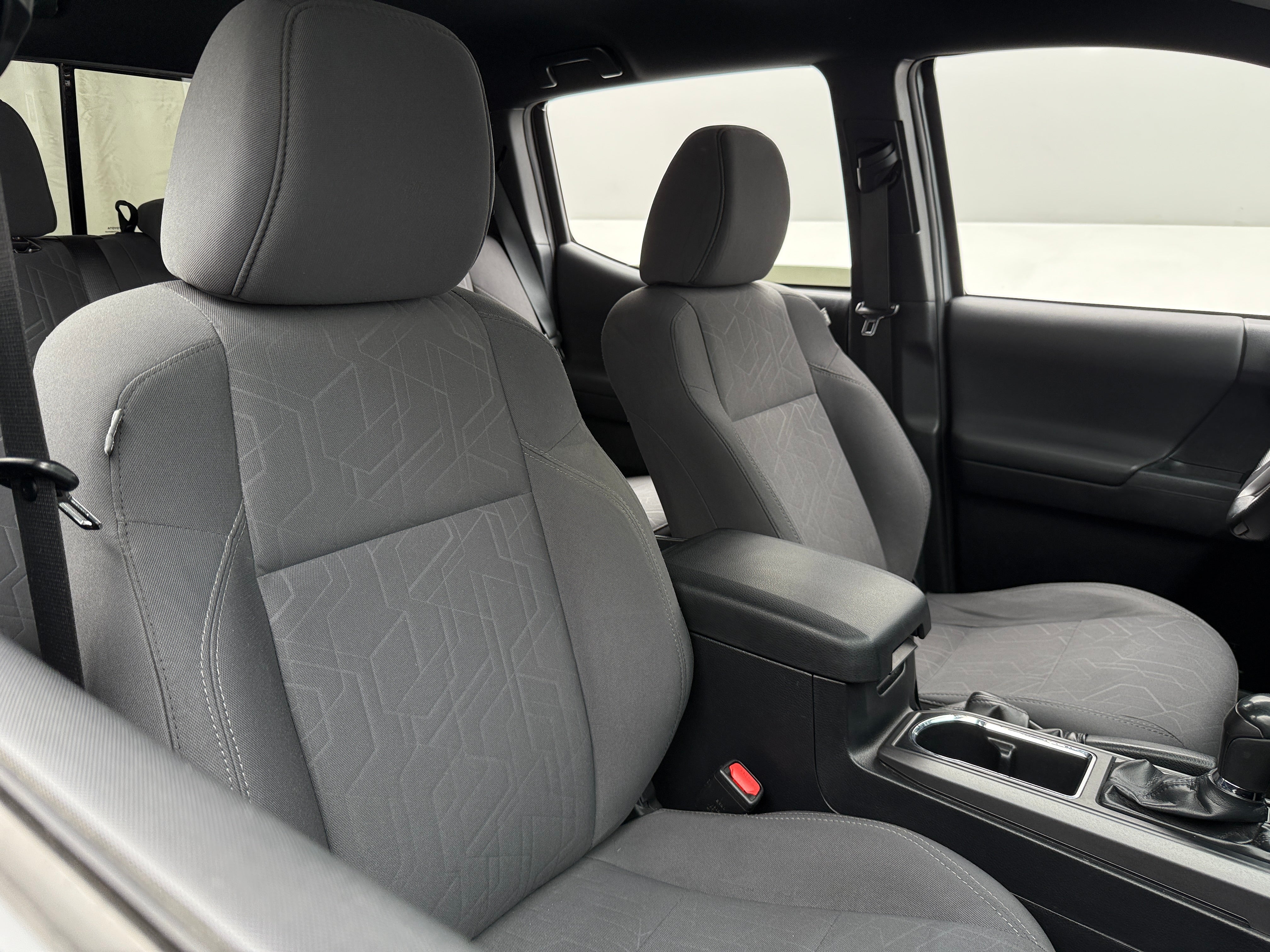 2018 Toyota Tacoma TRD Off-Road 2