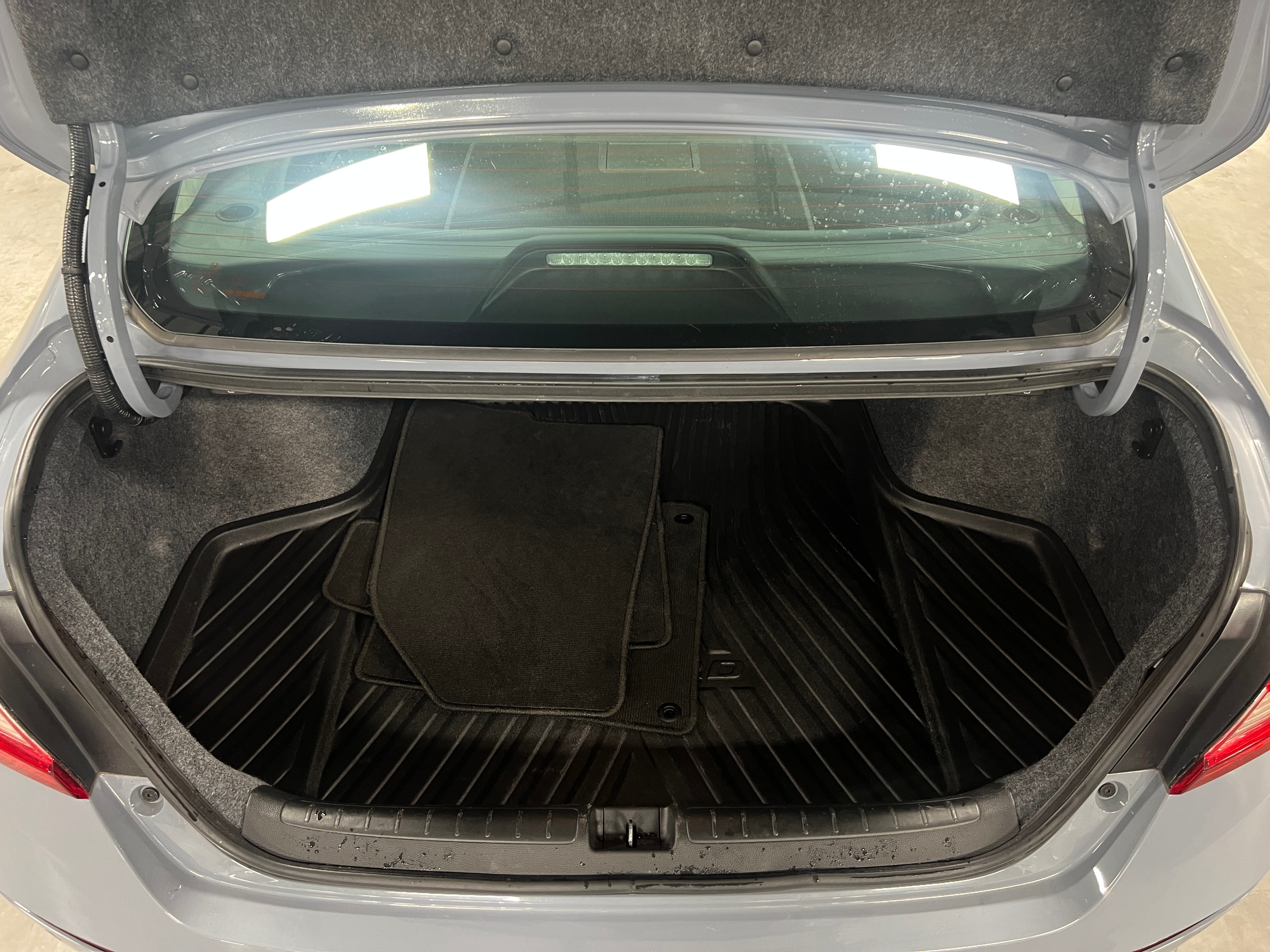 2022 Honda Accord Touring 6