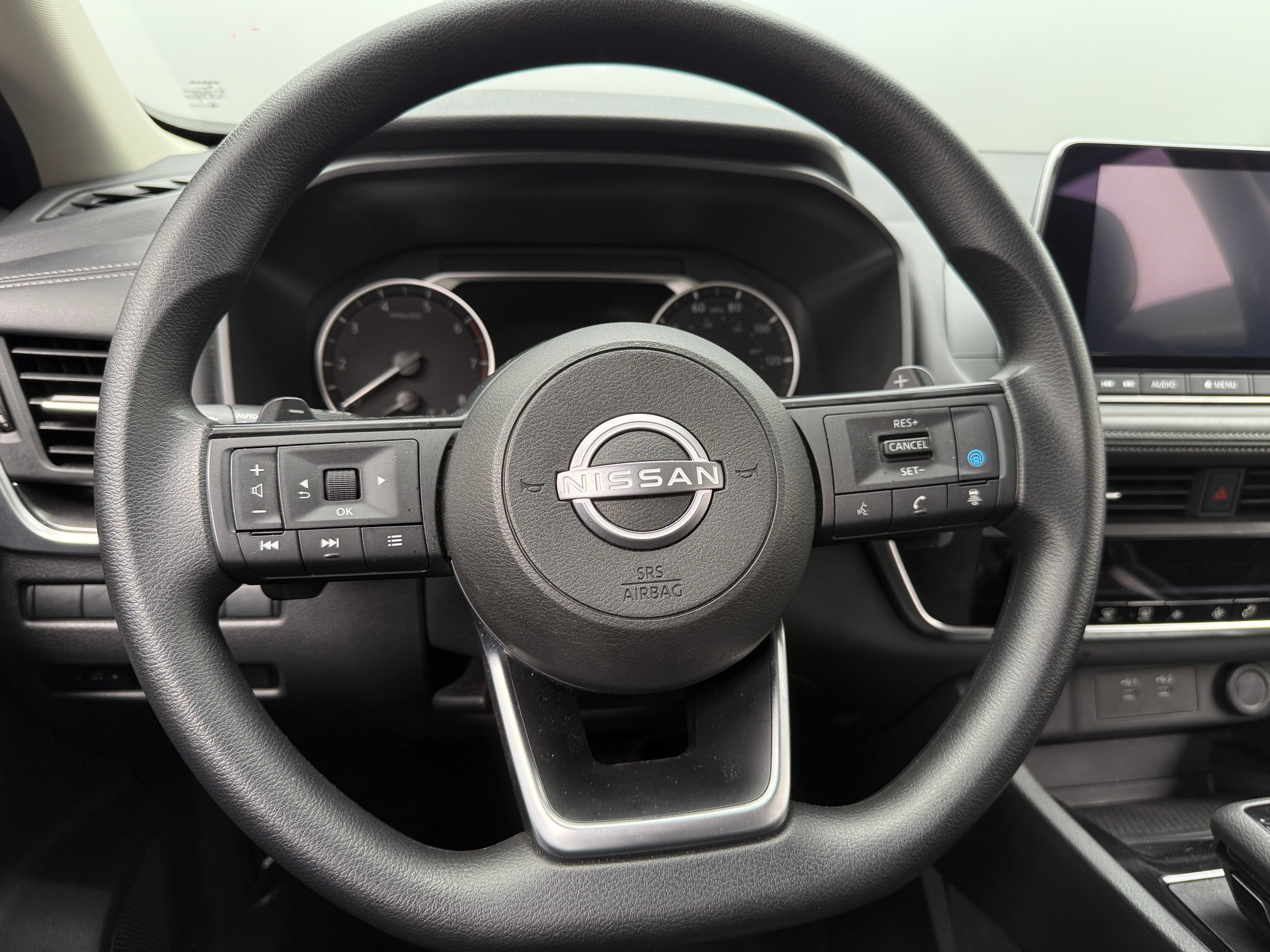 2024 Nissan Rogue SV 5