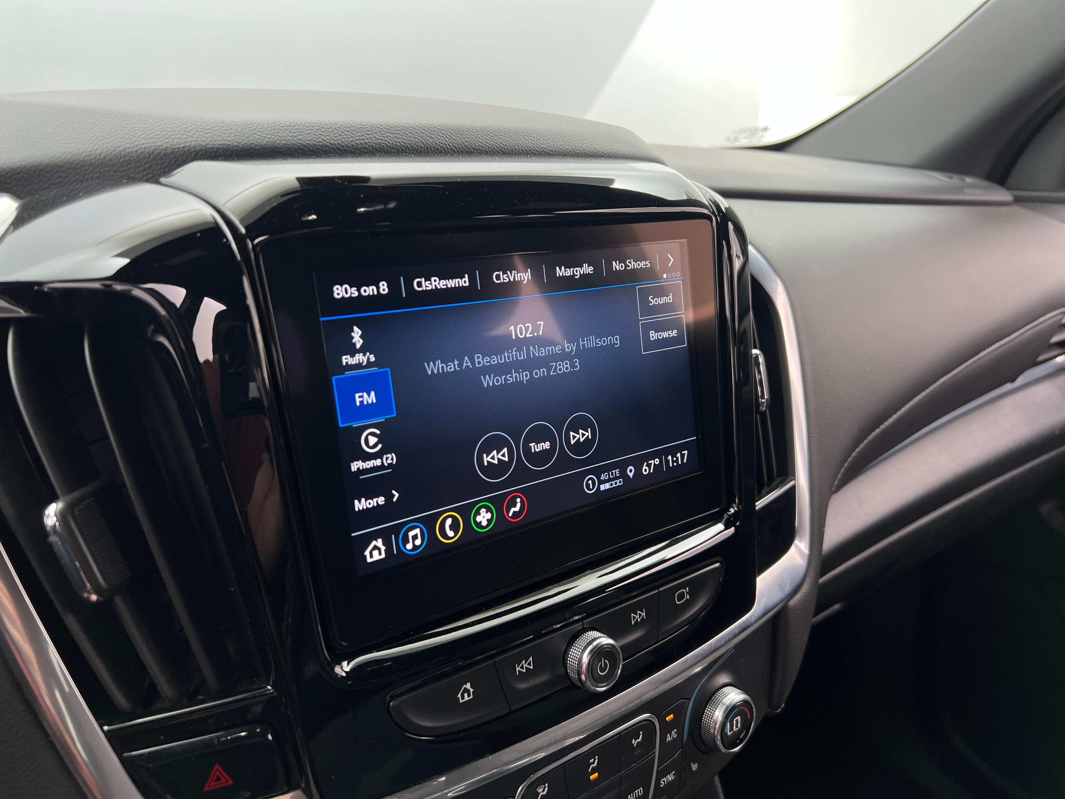 2023 Chevrolet Traverse LT 3