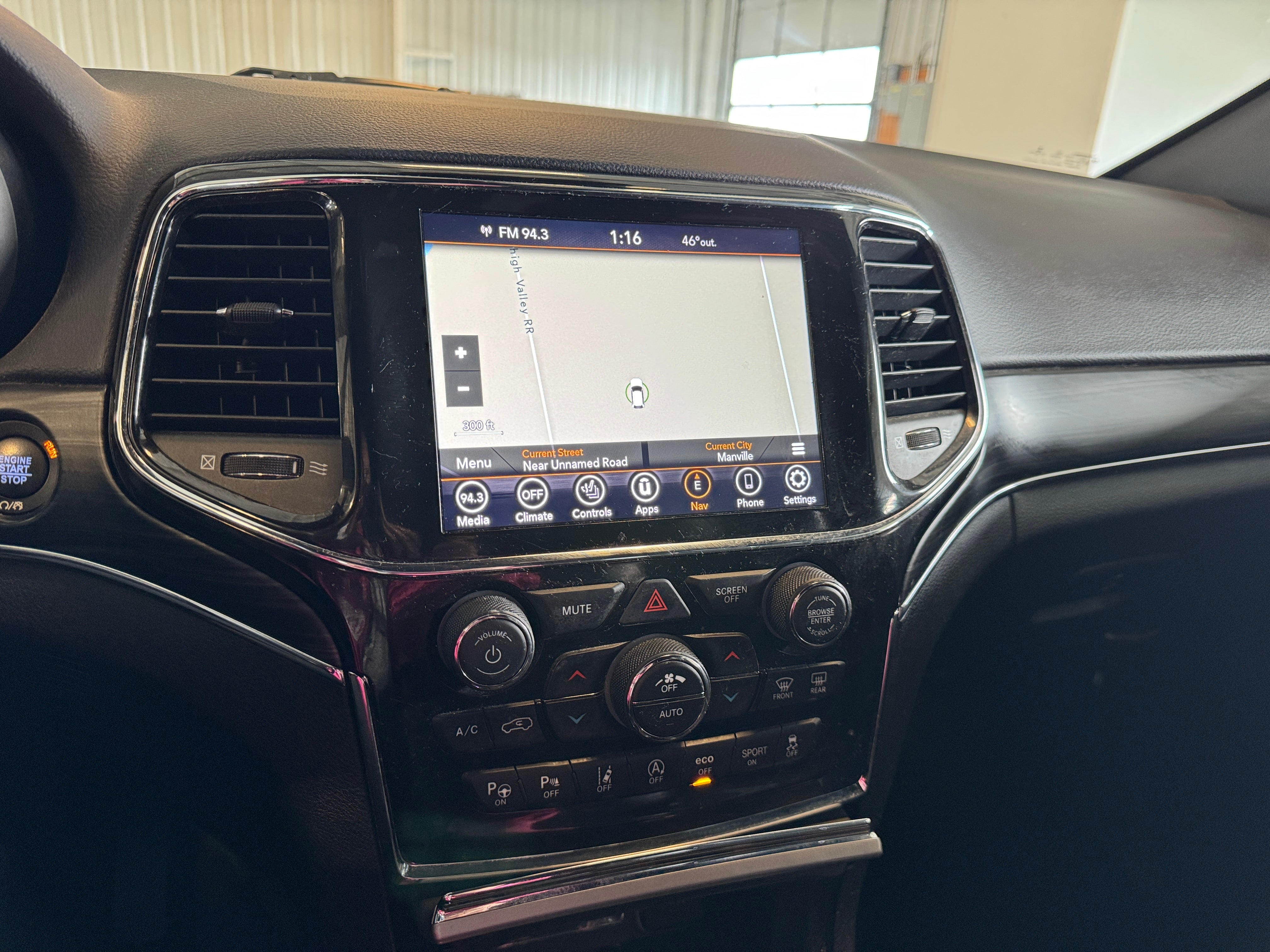 2021 Jeep Grand Cherokee 80th Anniversary 3