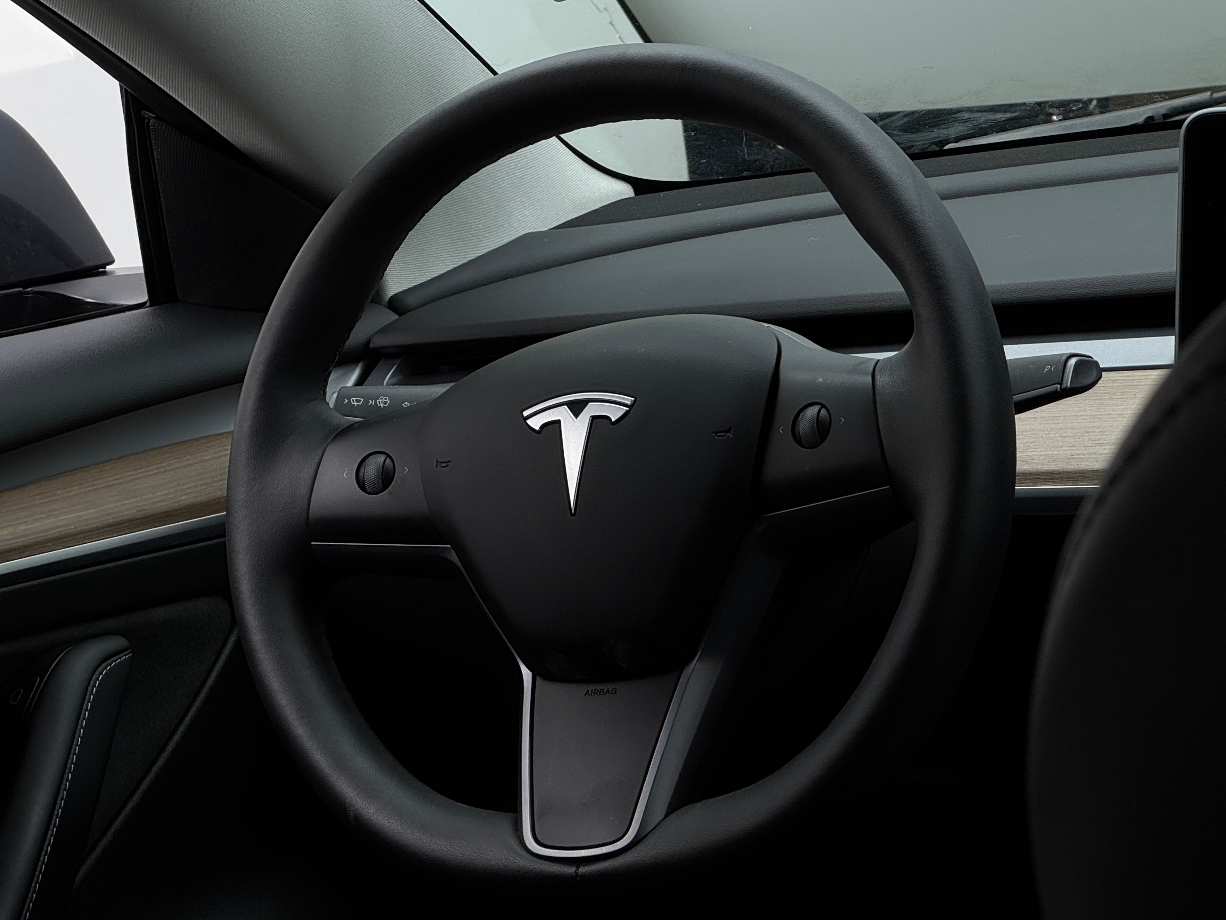 2023 Tesla Model 3 Standard Range 4