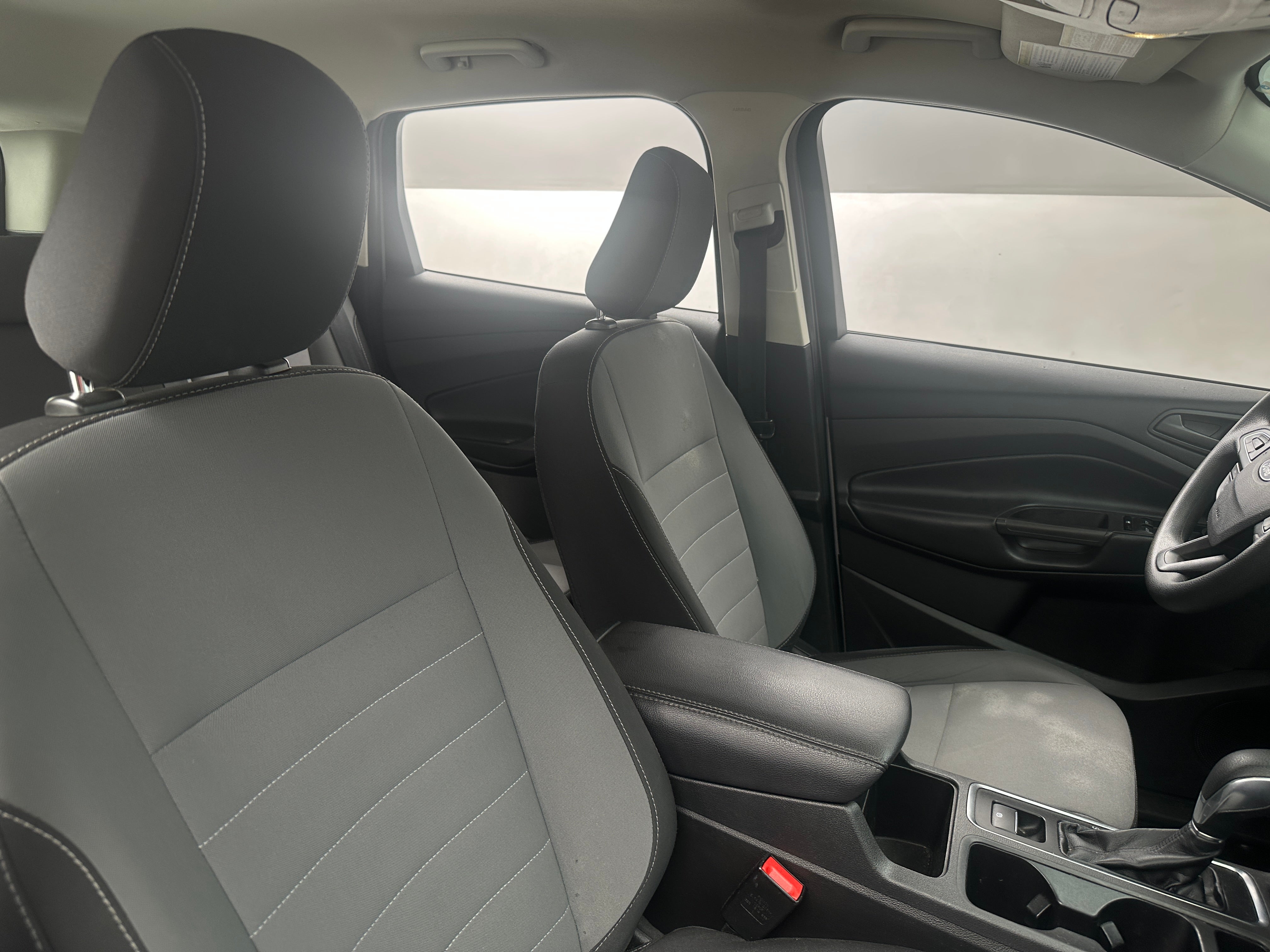 2019 Ford Escape S 2
