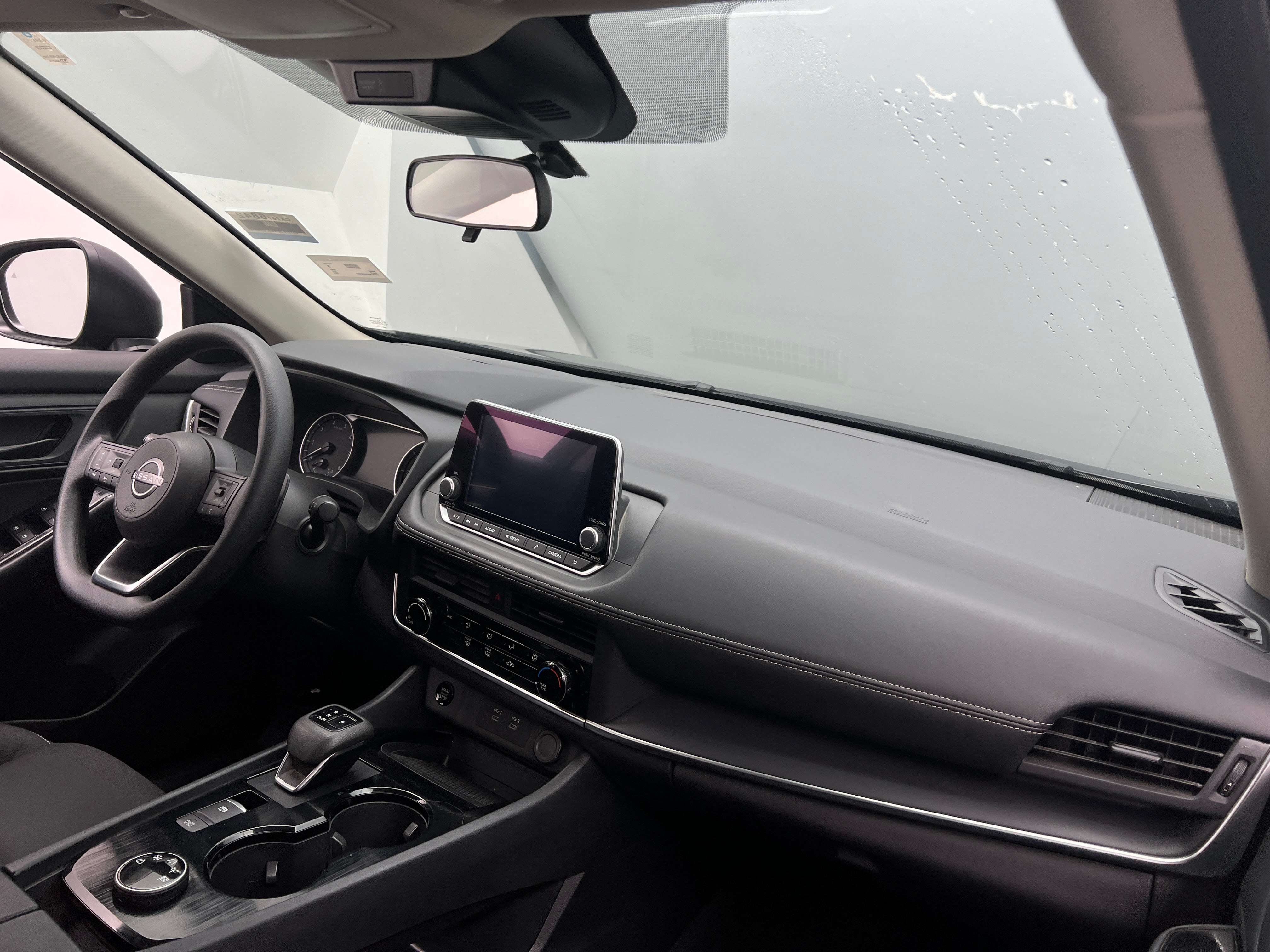 2024 Nissan Rogue S 3