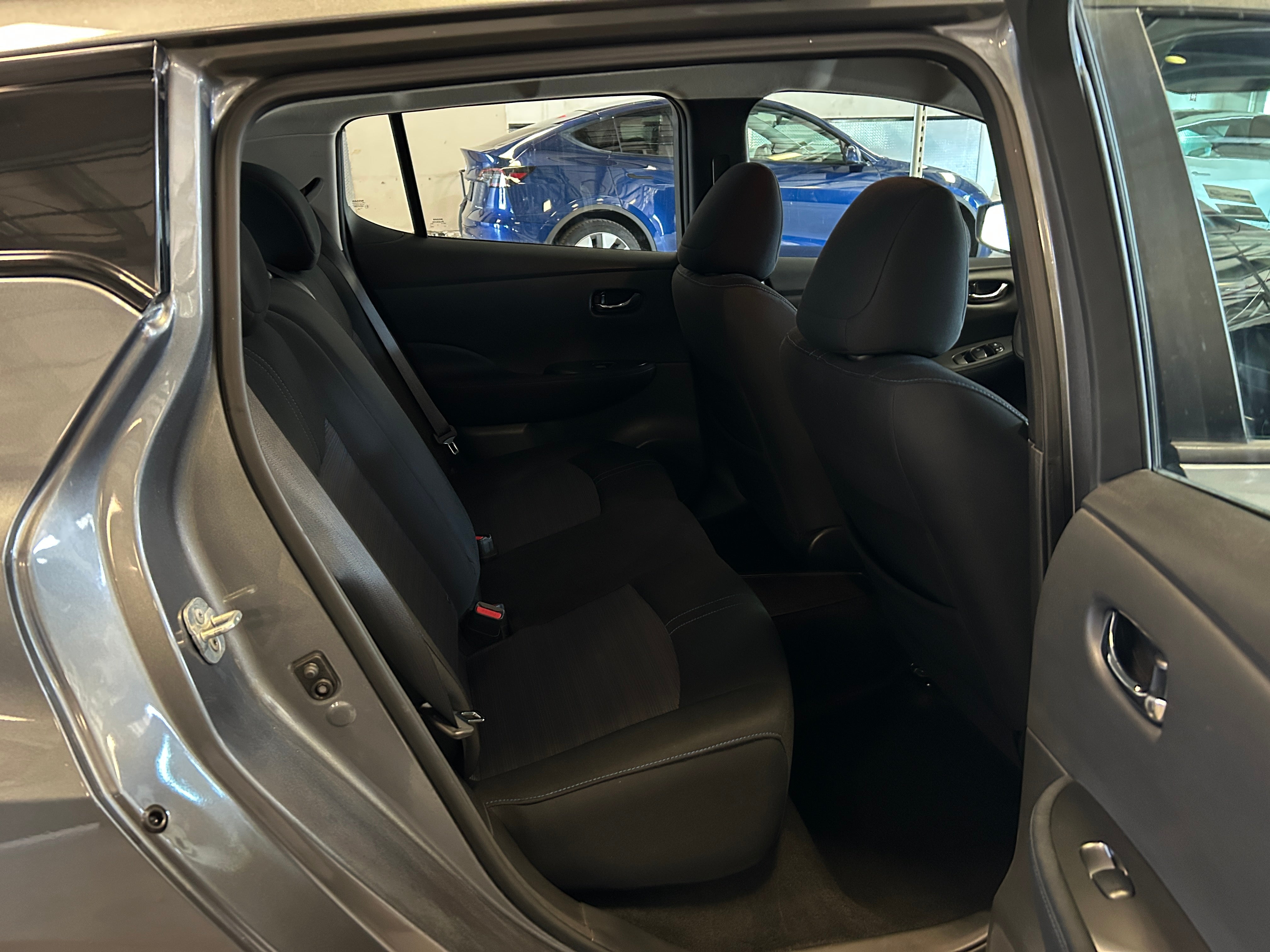2018 Nissan Leaf S 6