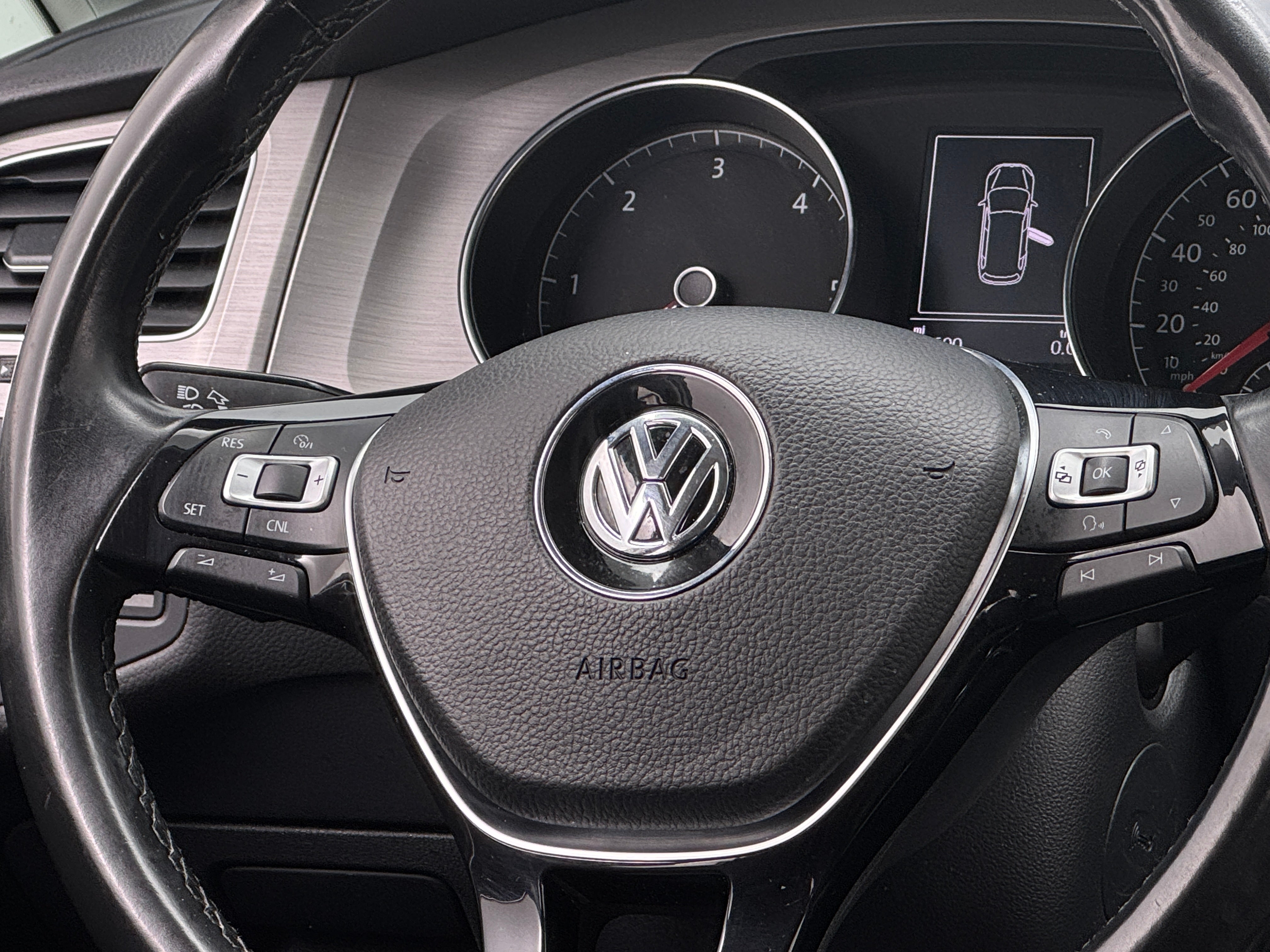 2015 Volkswagen e-Golf  4
