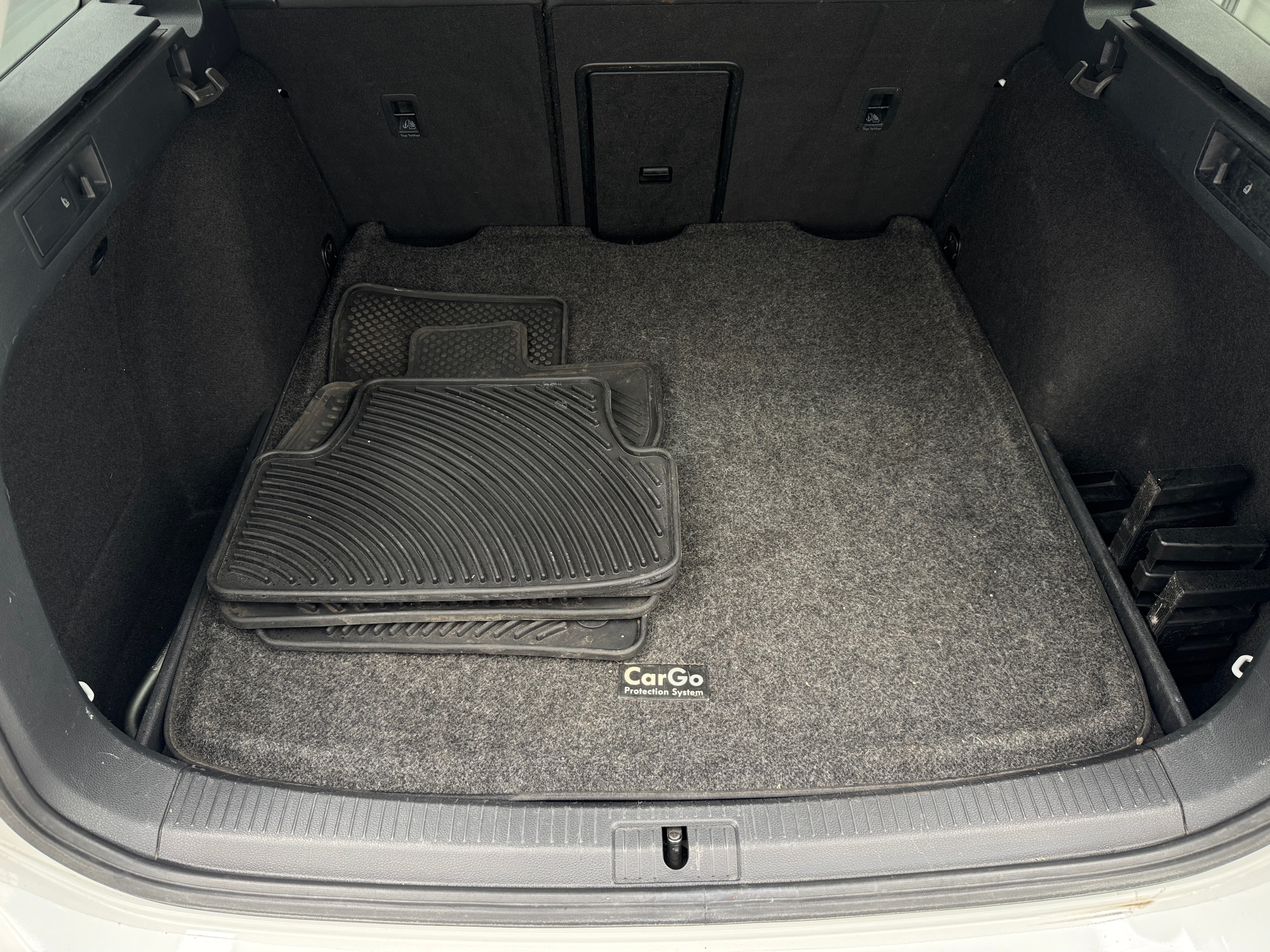2015 Volkswagen e-Golf  6