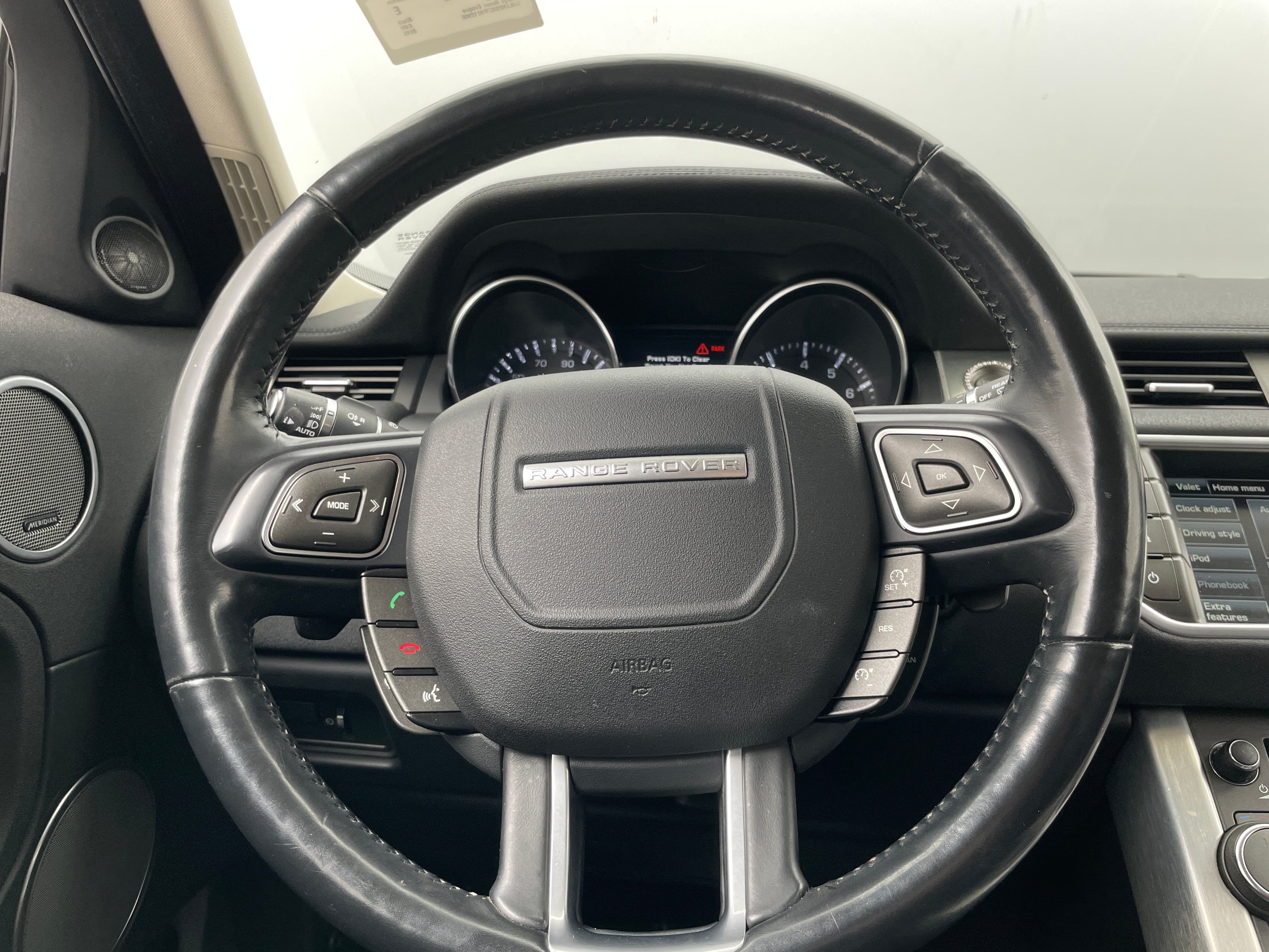 2015 Land Rover Range Rover Evoque Pure 4