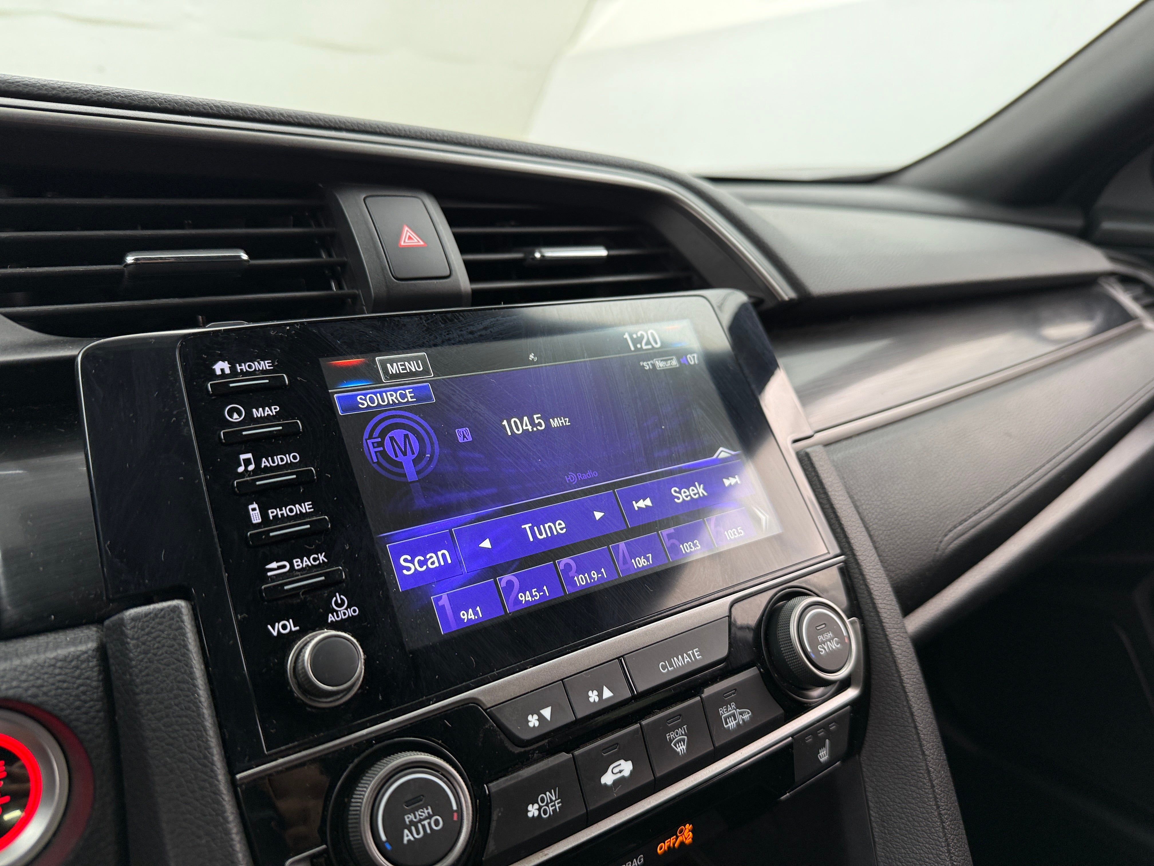 2020 Honda Civic Sport Touring 3