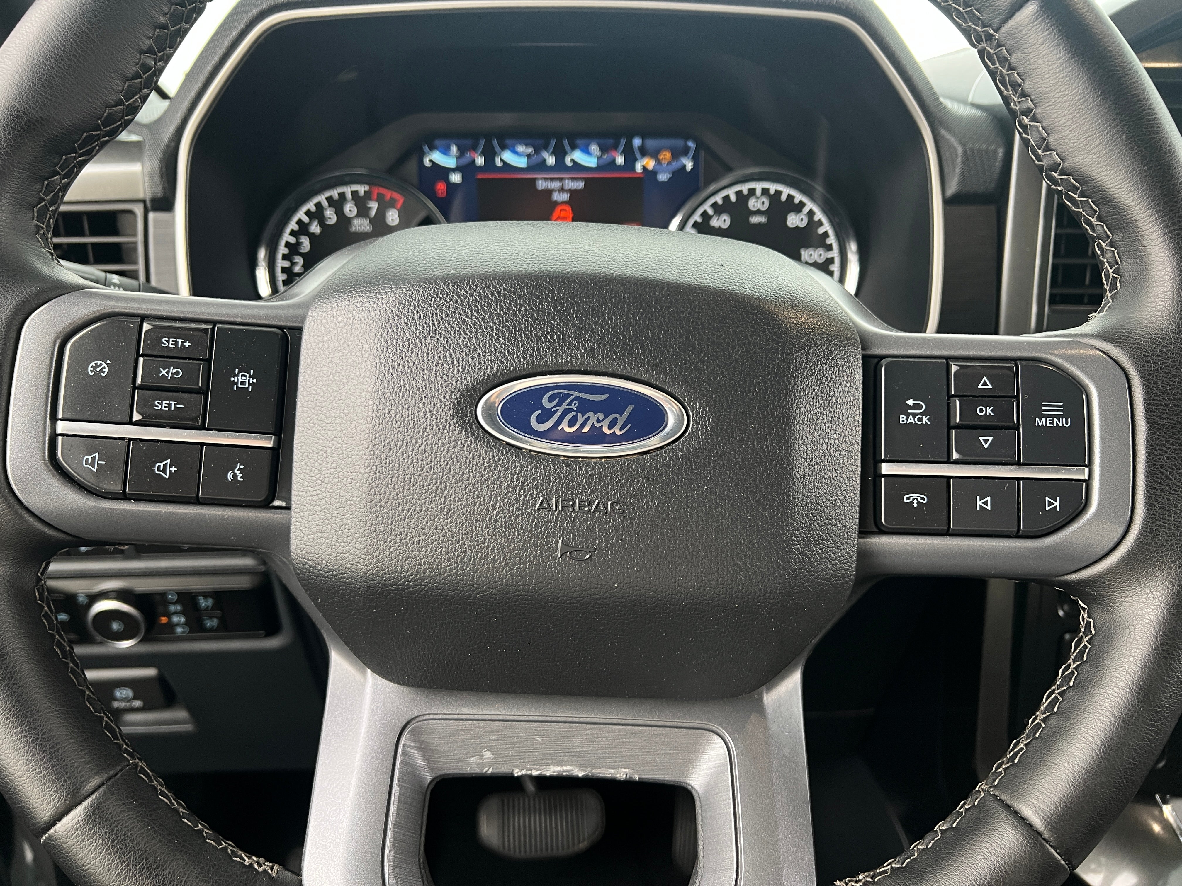 2023 Ford Econoline E-150 5