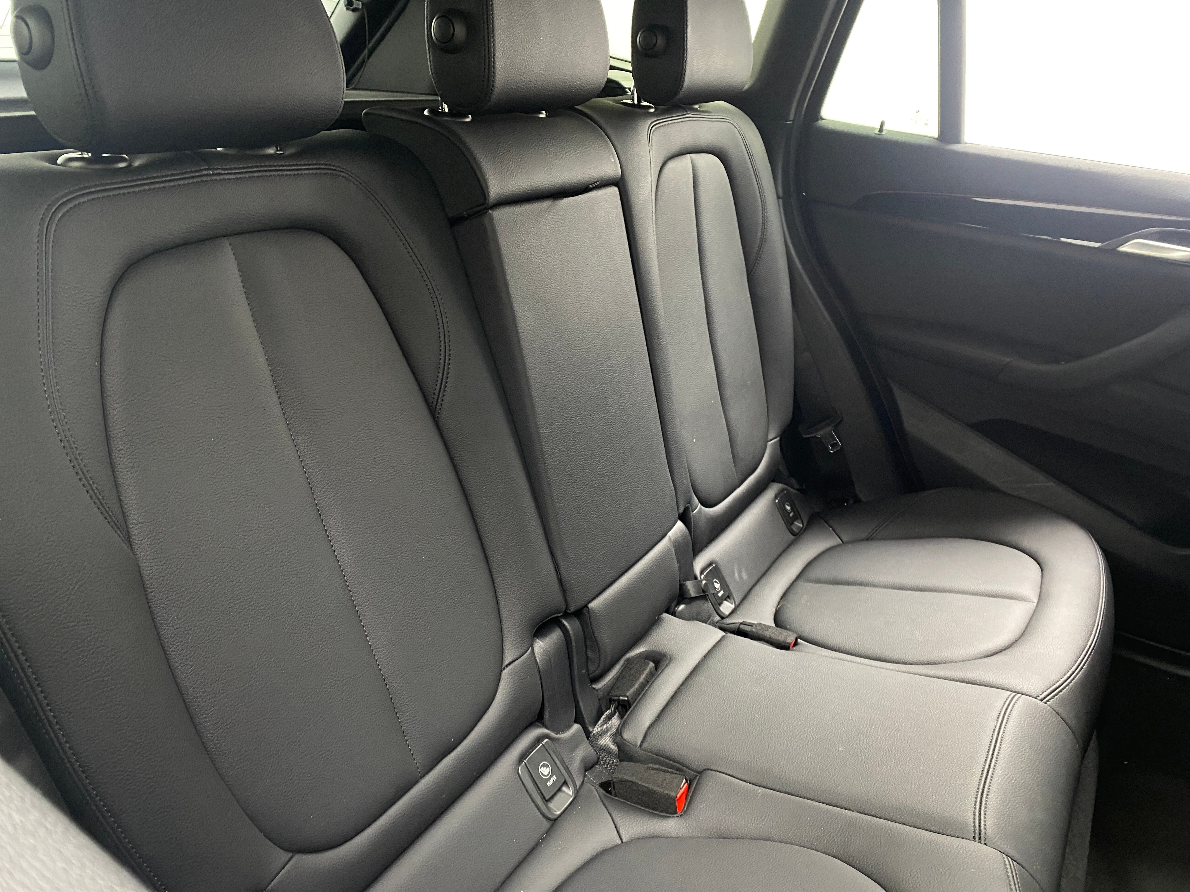 2018 BMW X1 xDrive28i 5