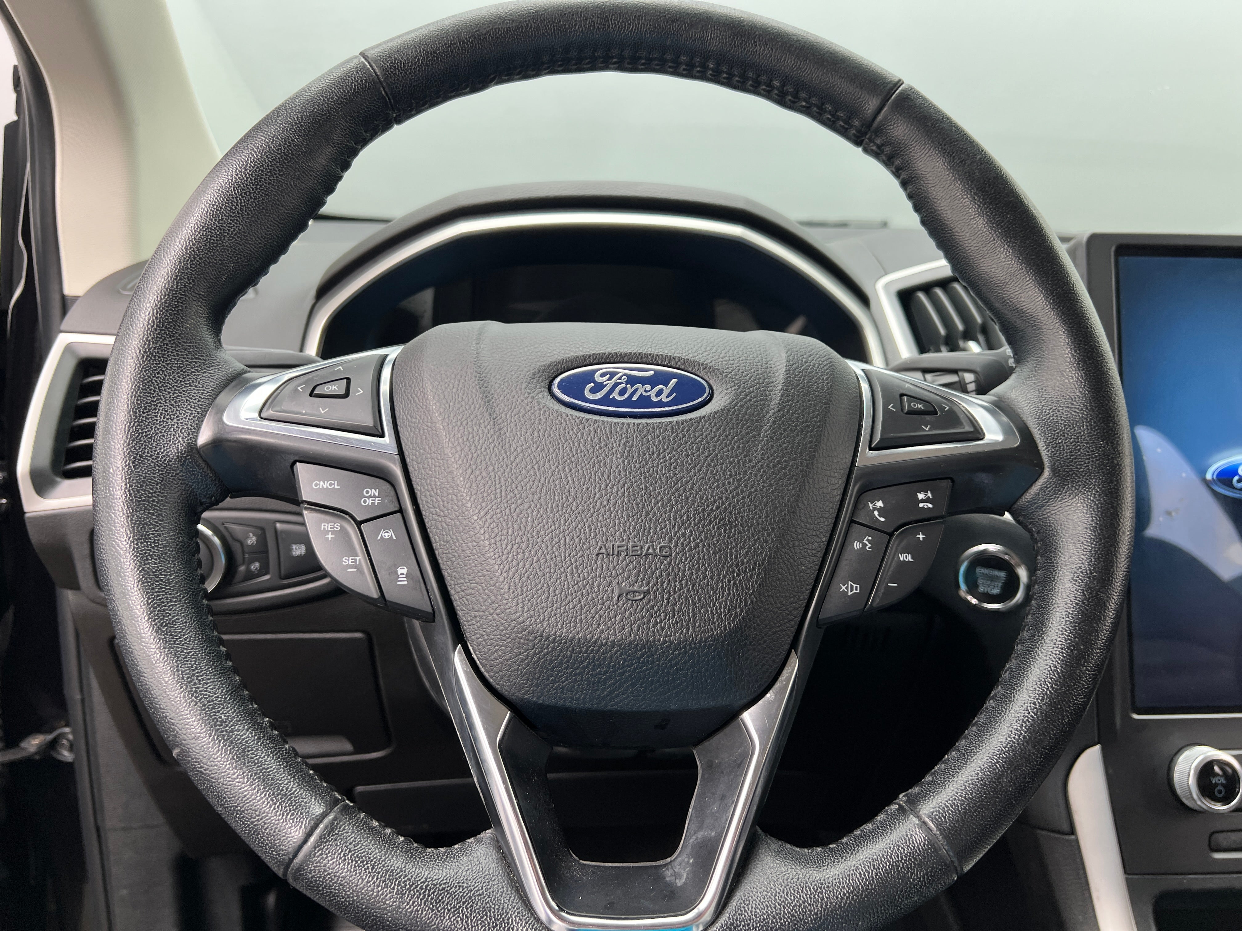 2021 Ford Edge SEL 4