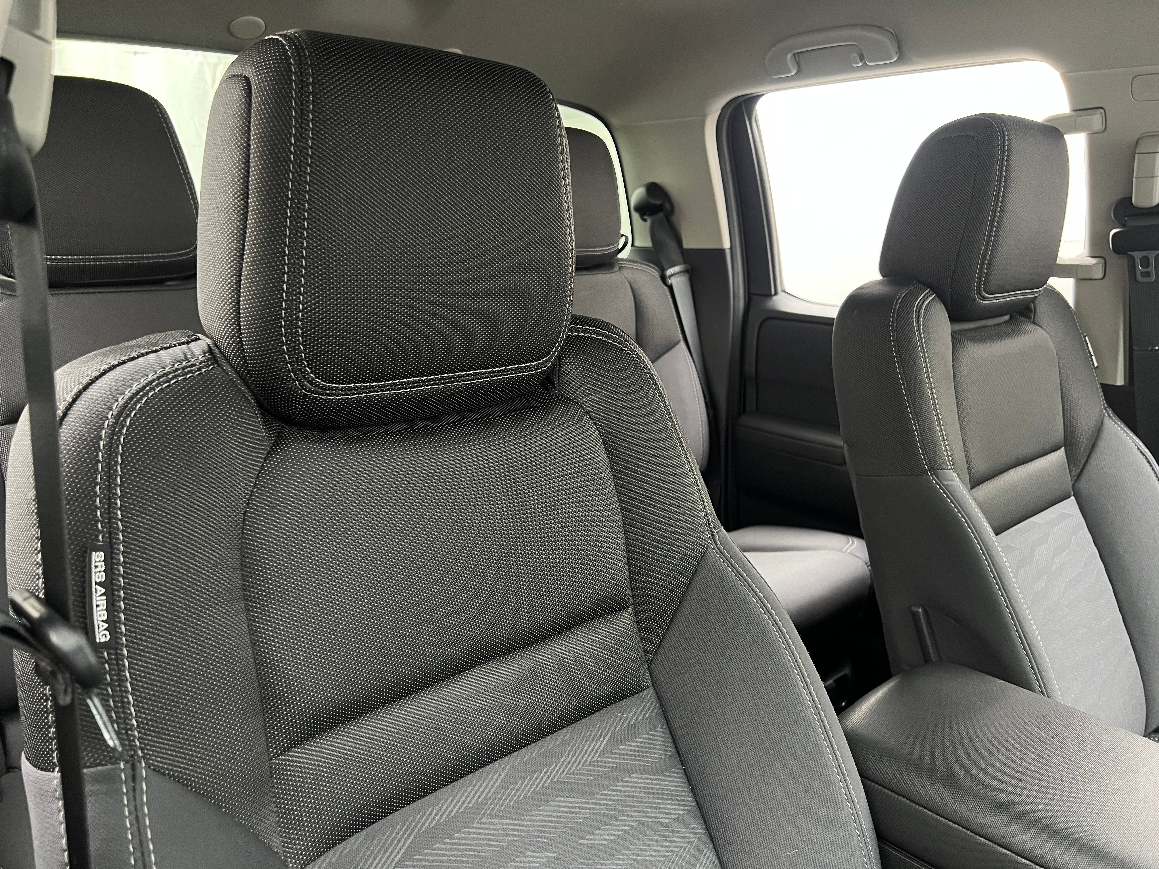 2024 Nissan Frontier SV 2