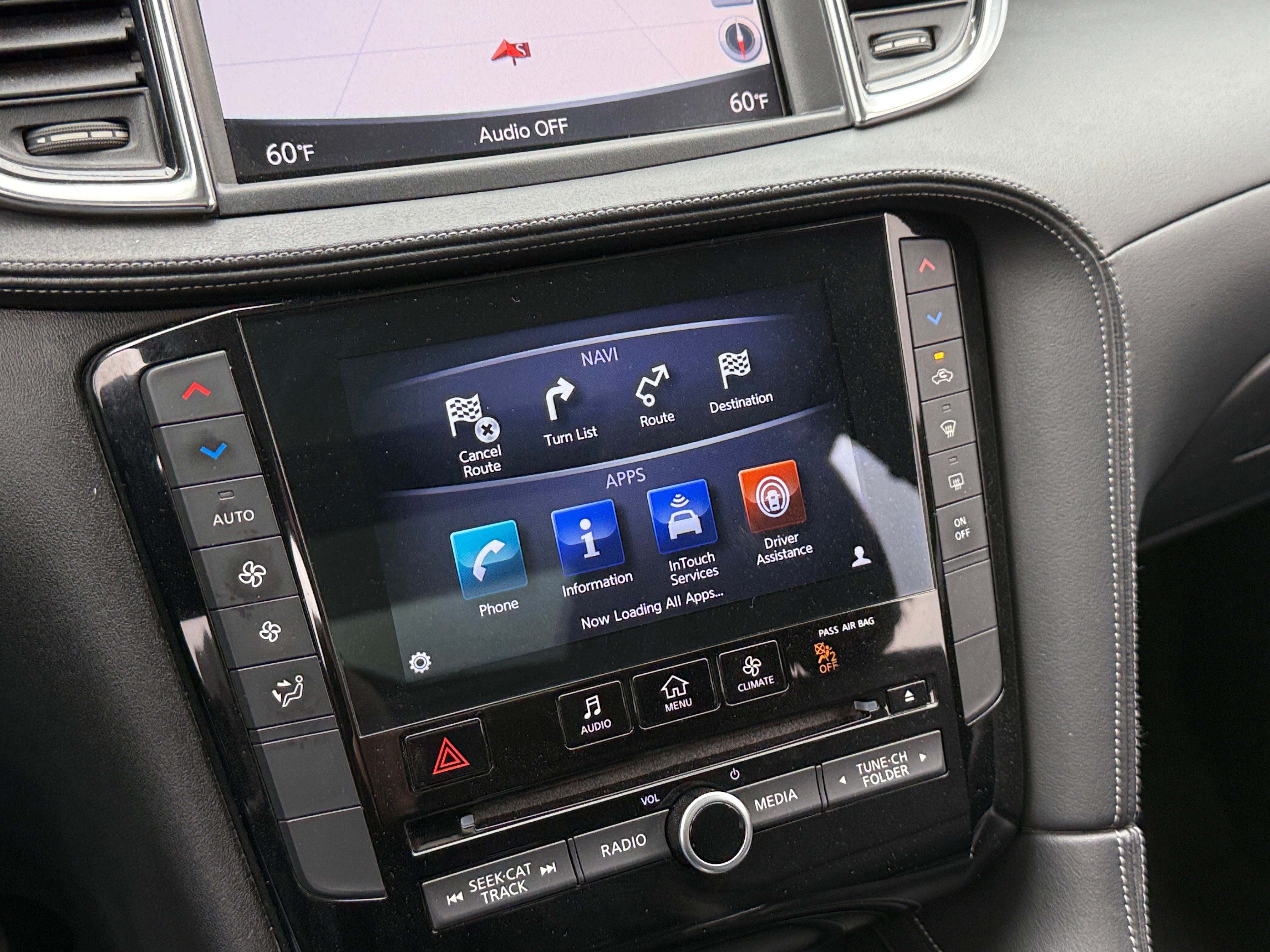 2019 INFINITI QX50 Essential 3