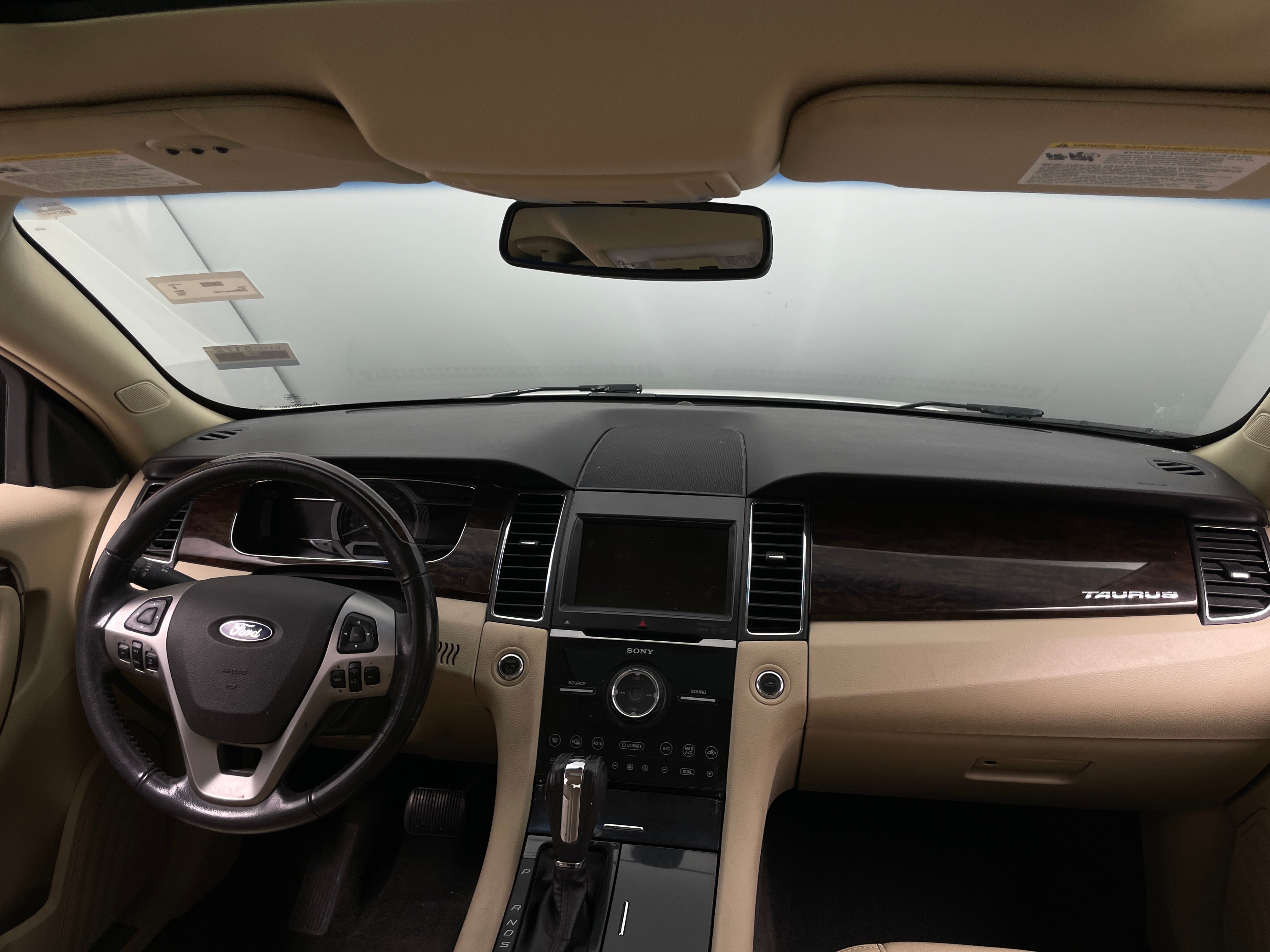2013 Ford Taurus Limited Edition 2