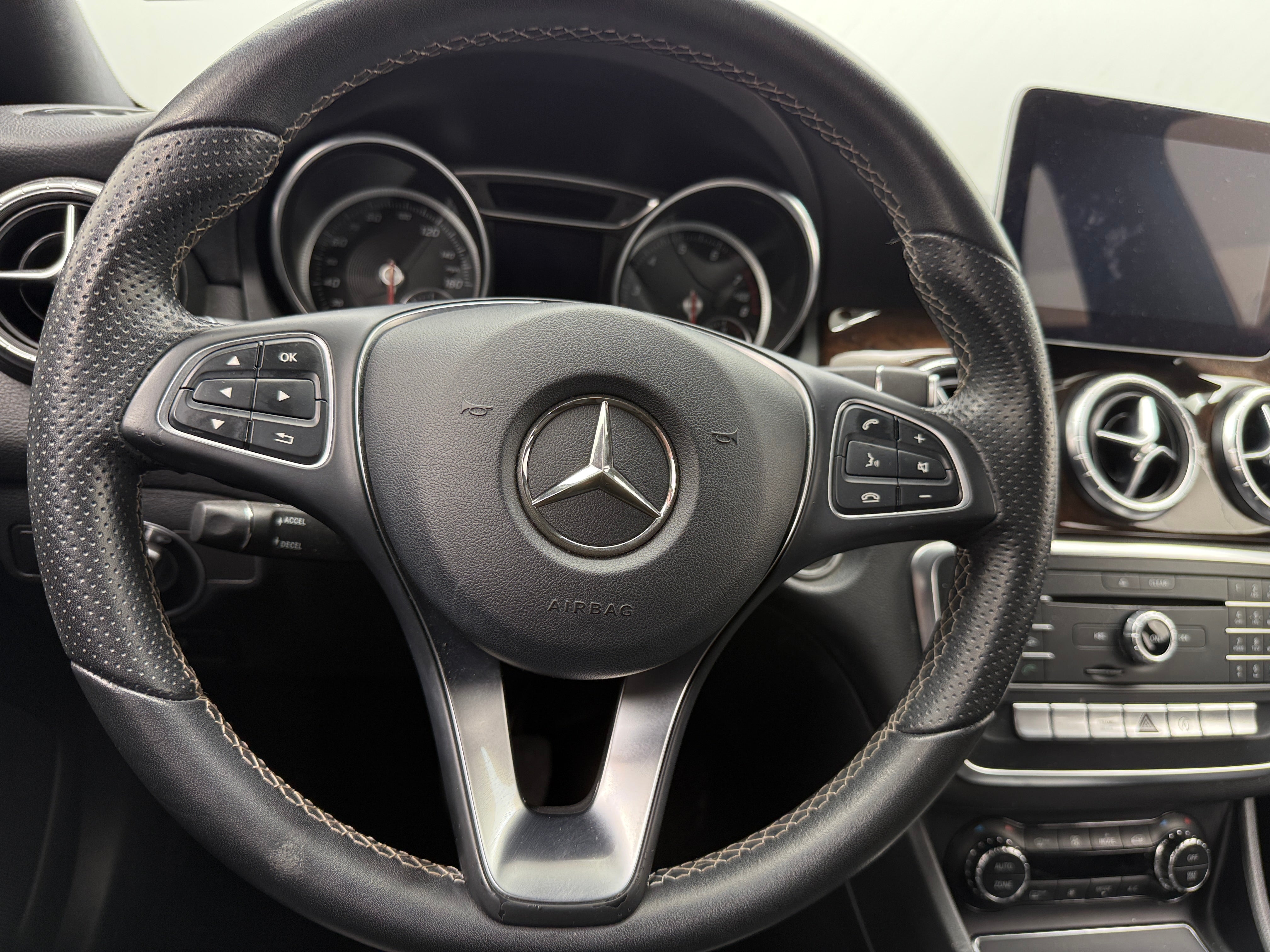 2018 Mercedes-Benz CLA 250 4