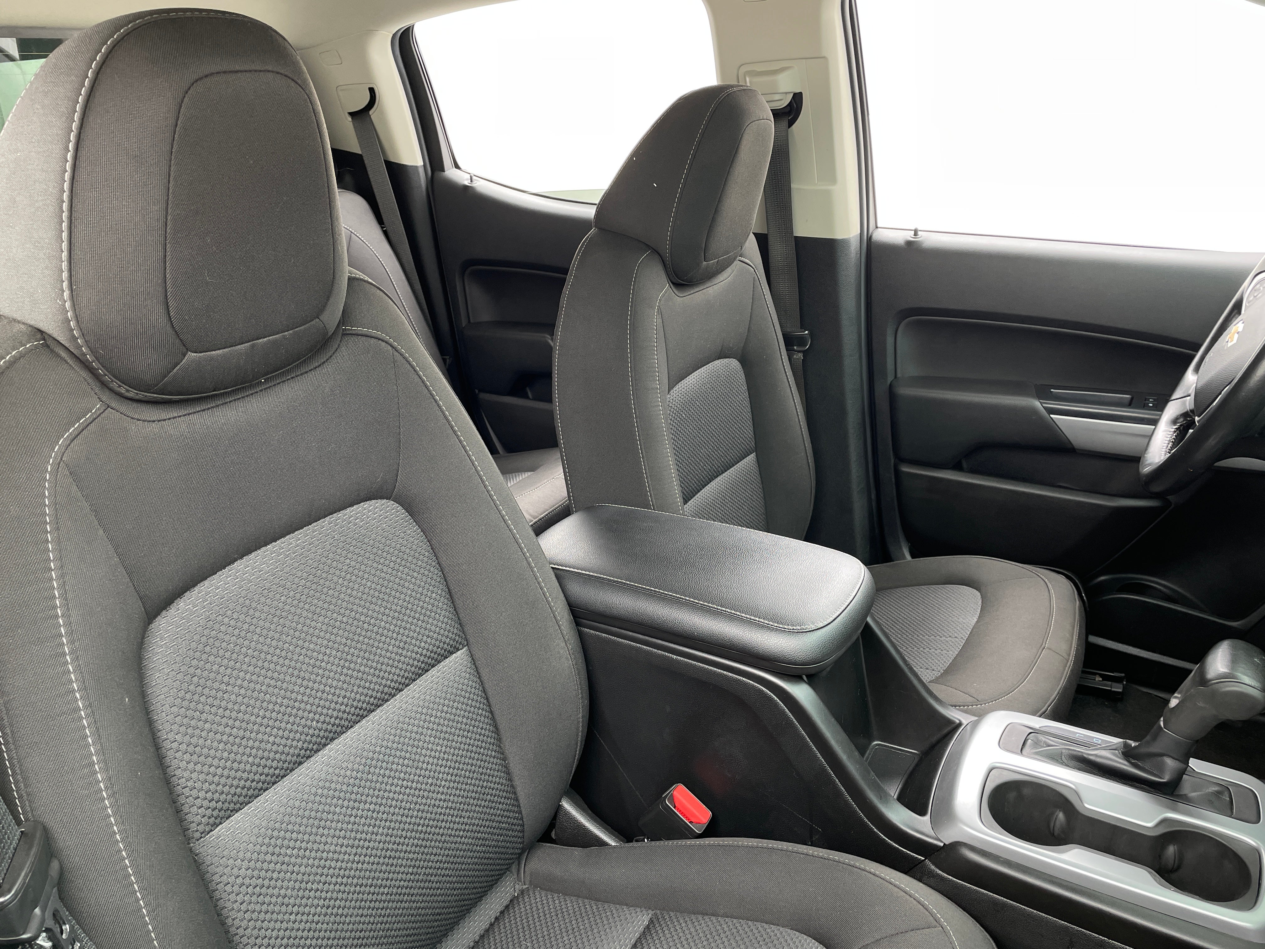 2020 Chevrolet Colorado LT 2