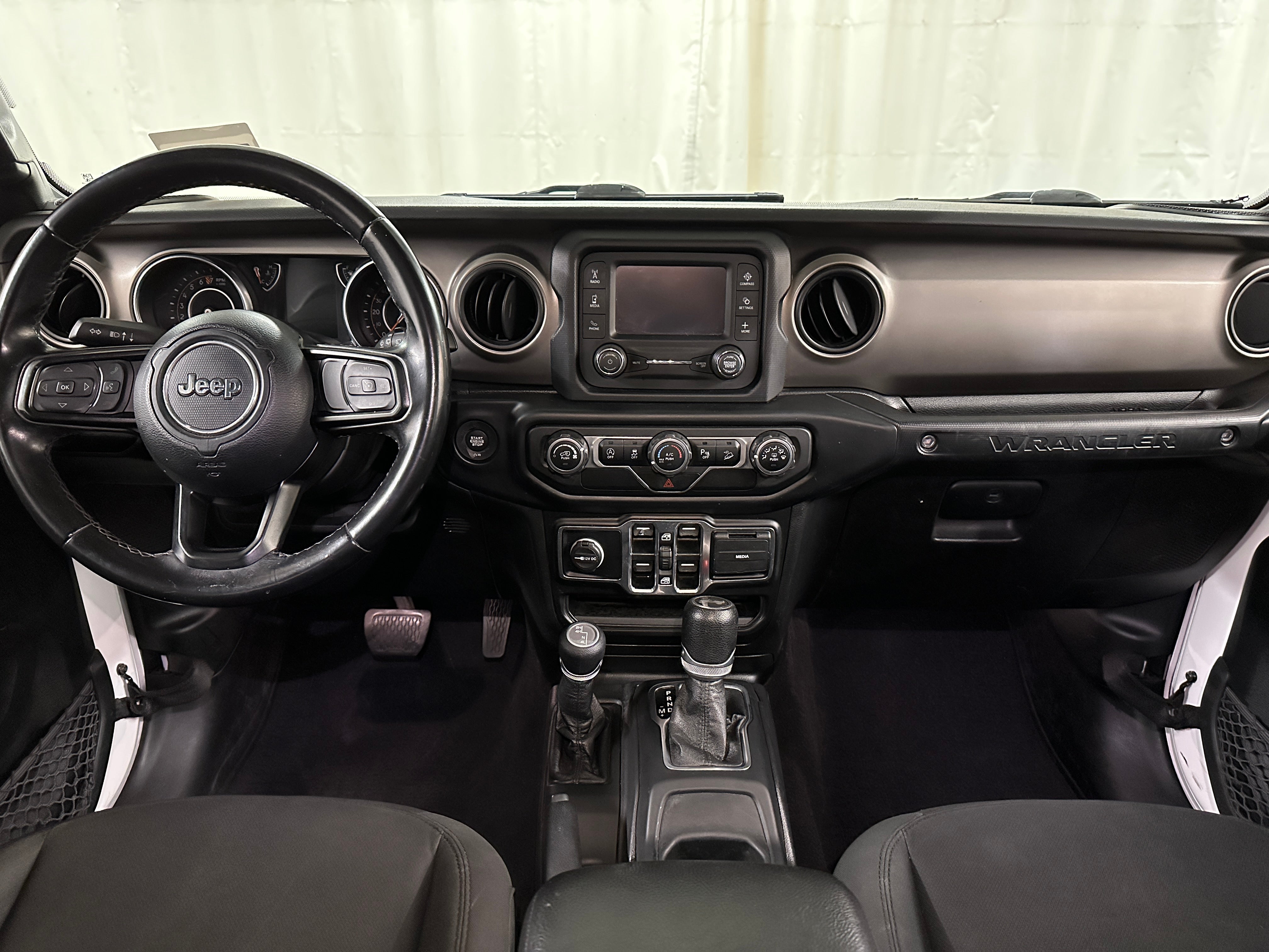 2020 Jeep Wrangler Unlimited Willys 3