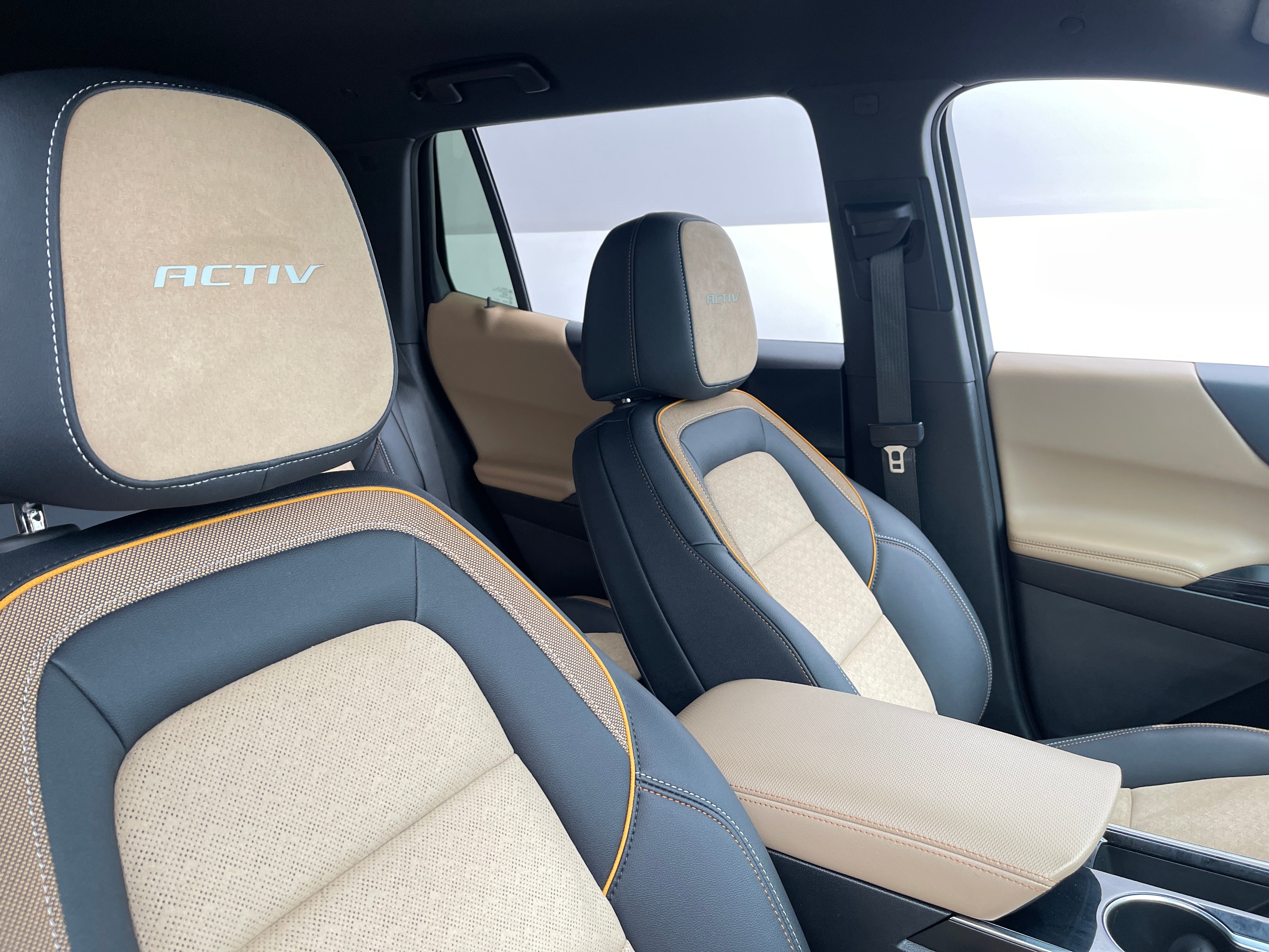 2025 Chevrolet Equinox ACTIV 2