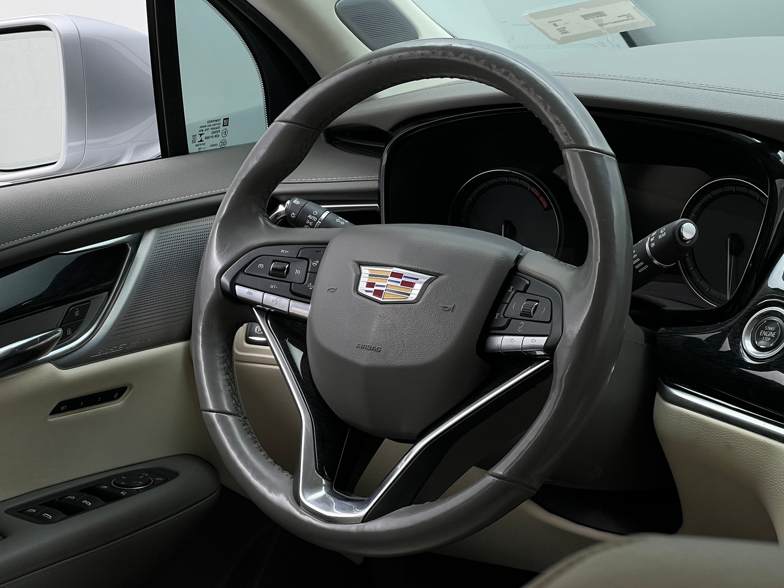 Thumbnail: 2020 Cadillac XT6 - 4
