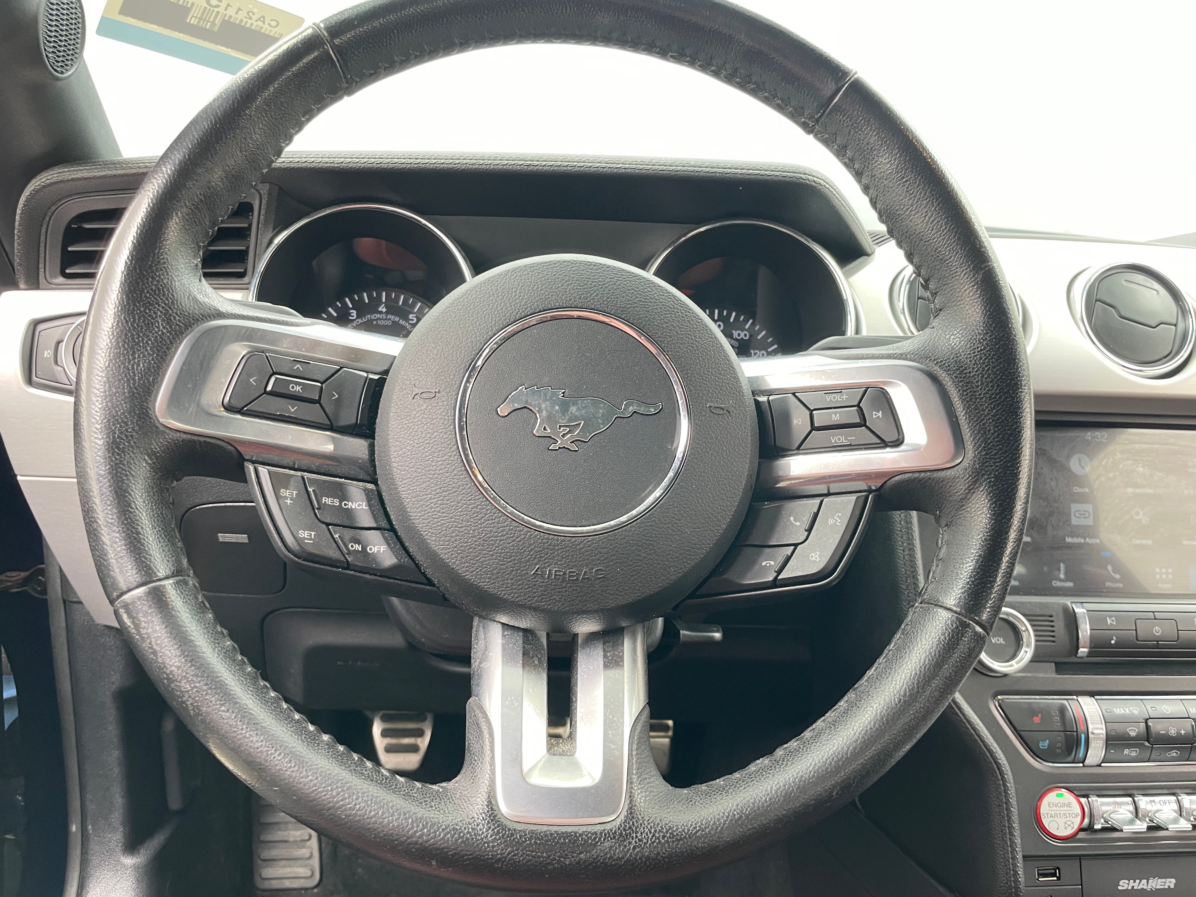 2016 Ford Mustang  3