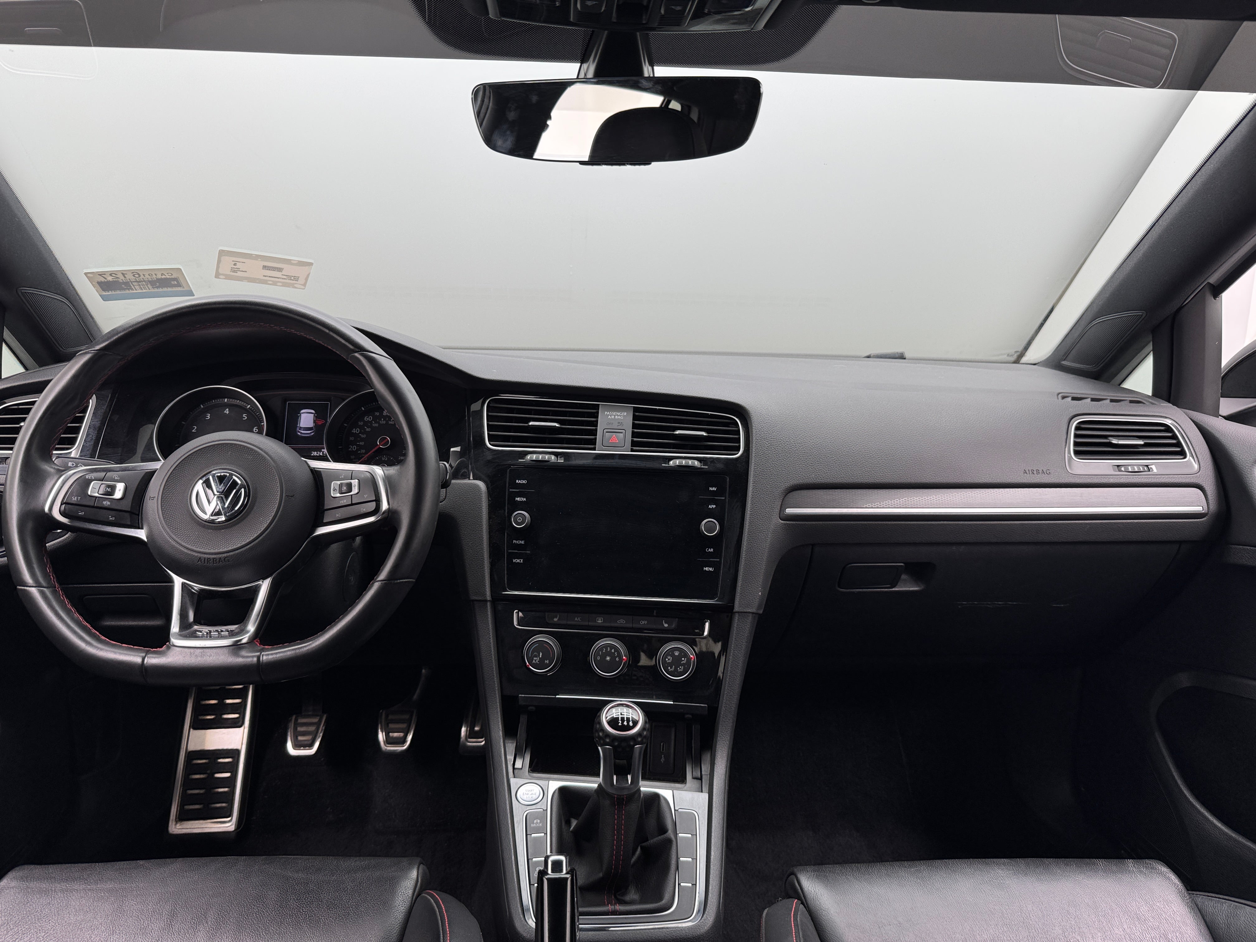 2021 Volkswagen Golf GTI SE 3