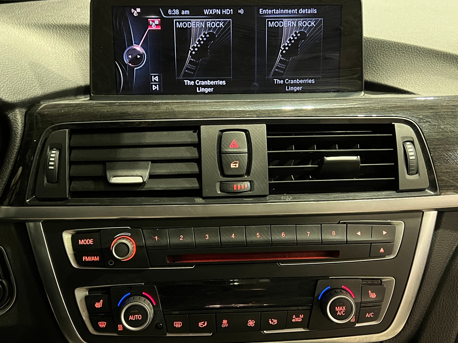 Thumbnail: 2015 BMW 3 Series - 3