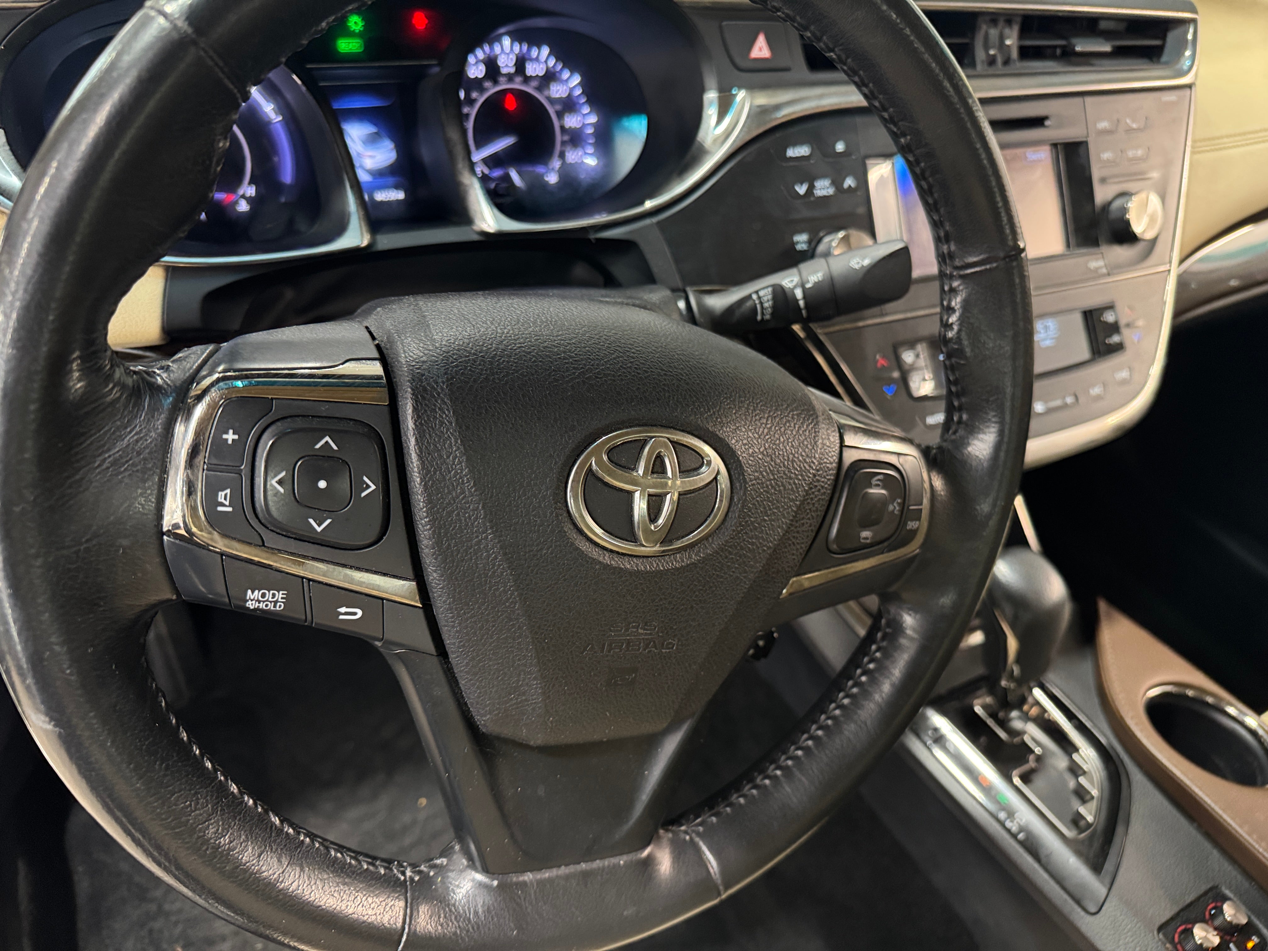 2014 Toyota Avalon XLE 4