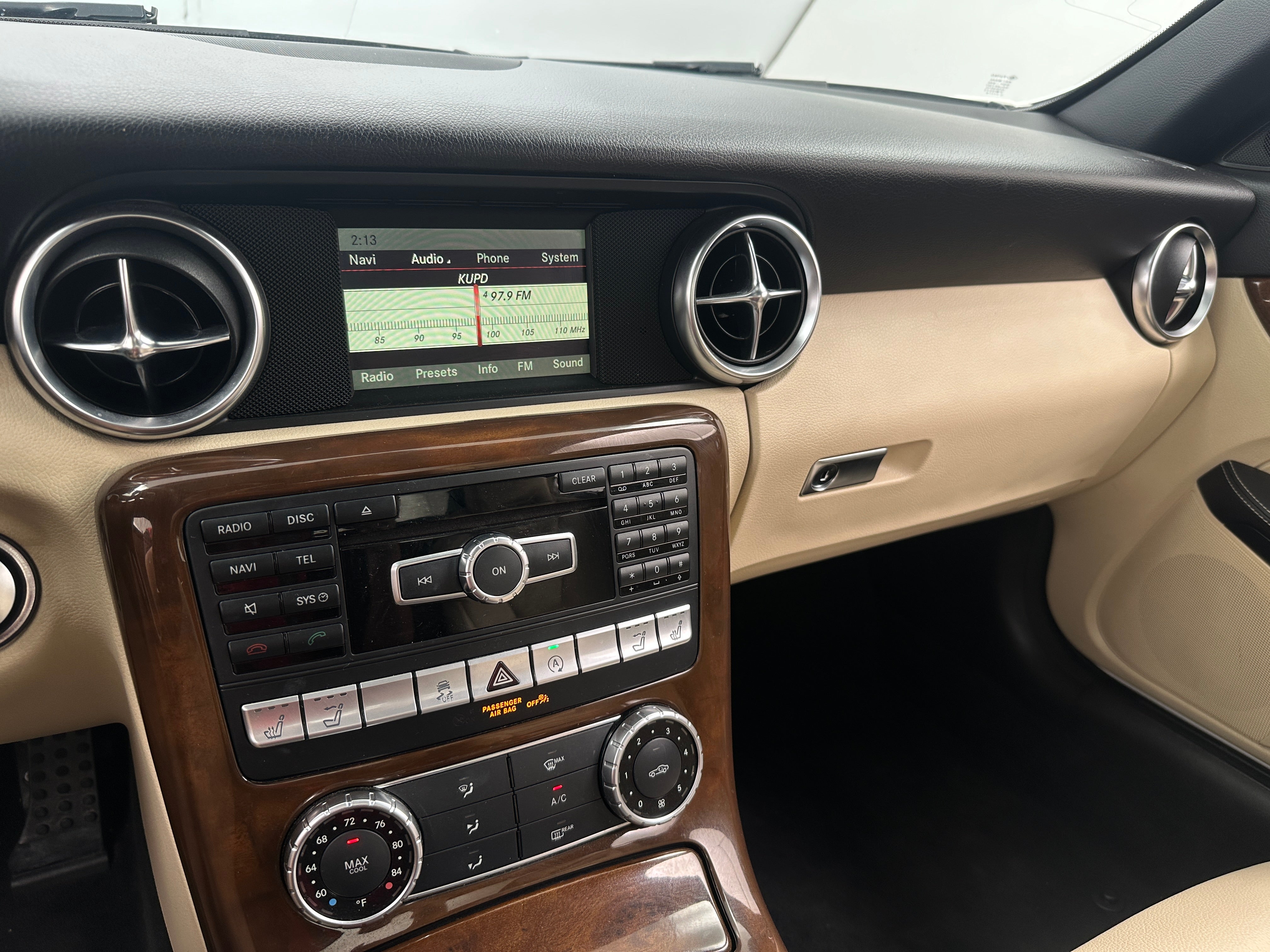 2016 Mercedes-Benz SLK 300 2