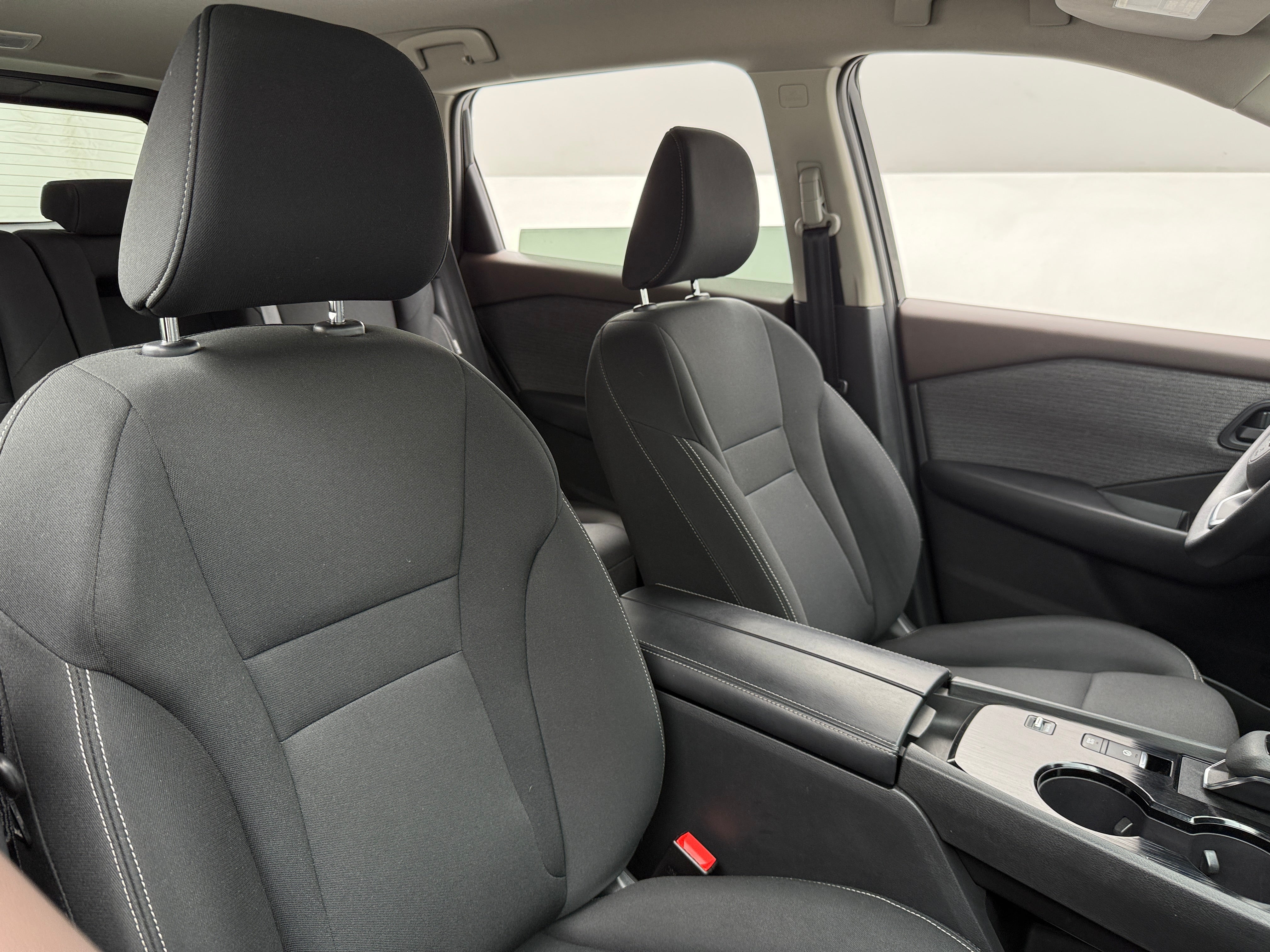 2023 Nissan Rogue S 2